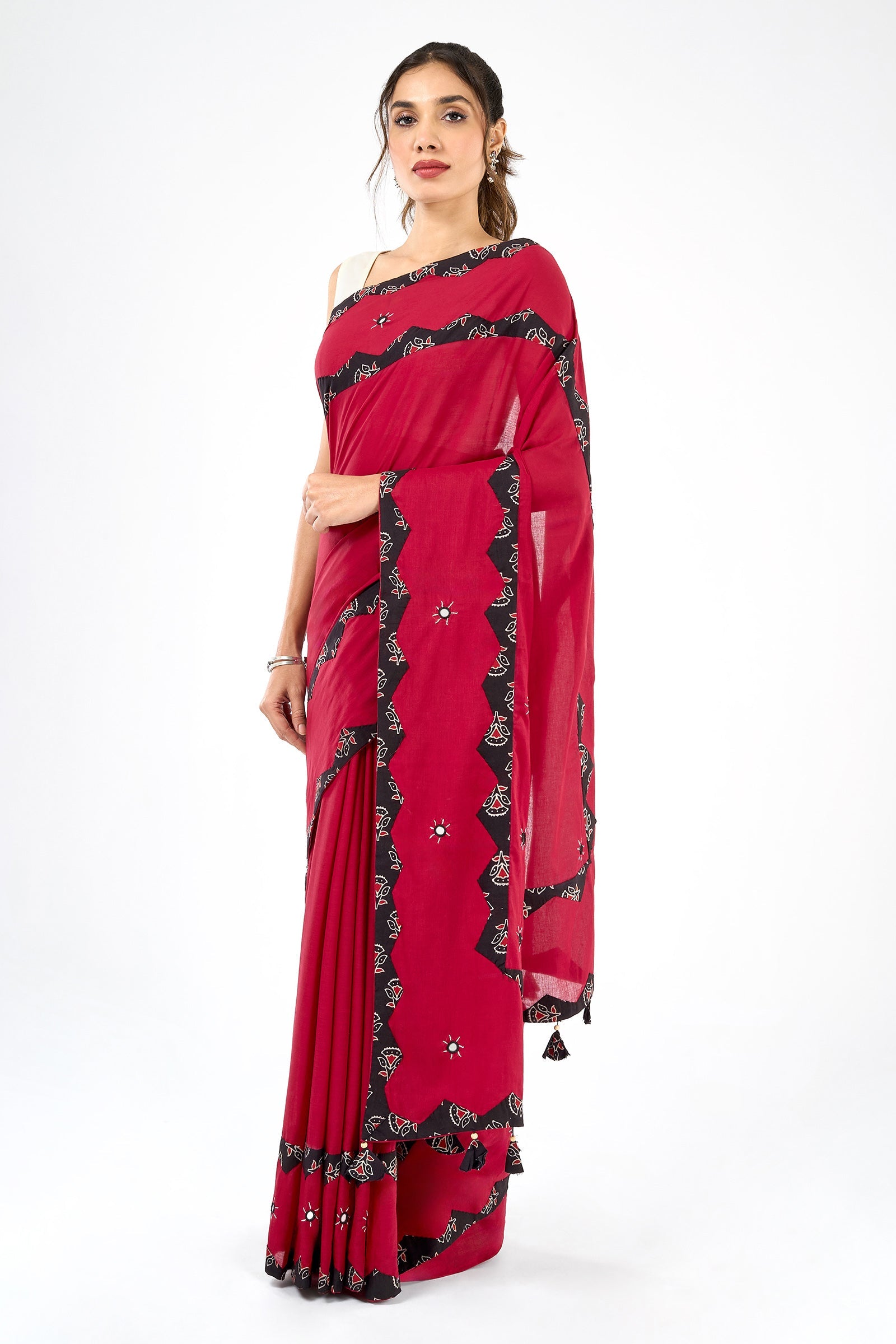 Svarnita Applique & Mirror Work Saree