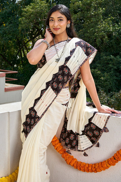 Kalvani Off White Applique & Mirror Work Saree