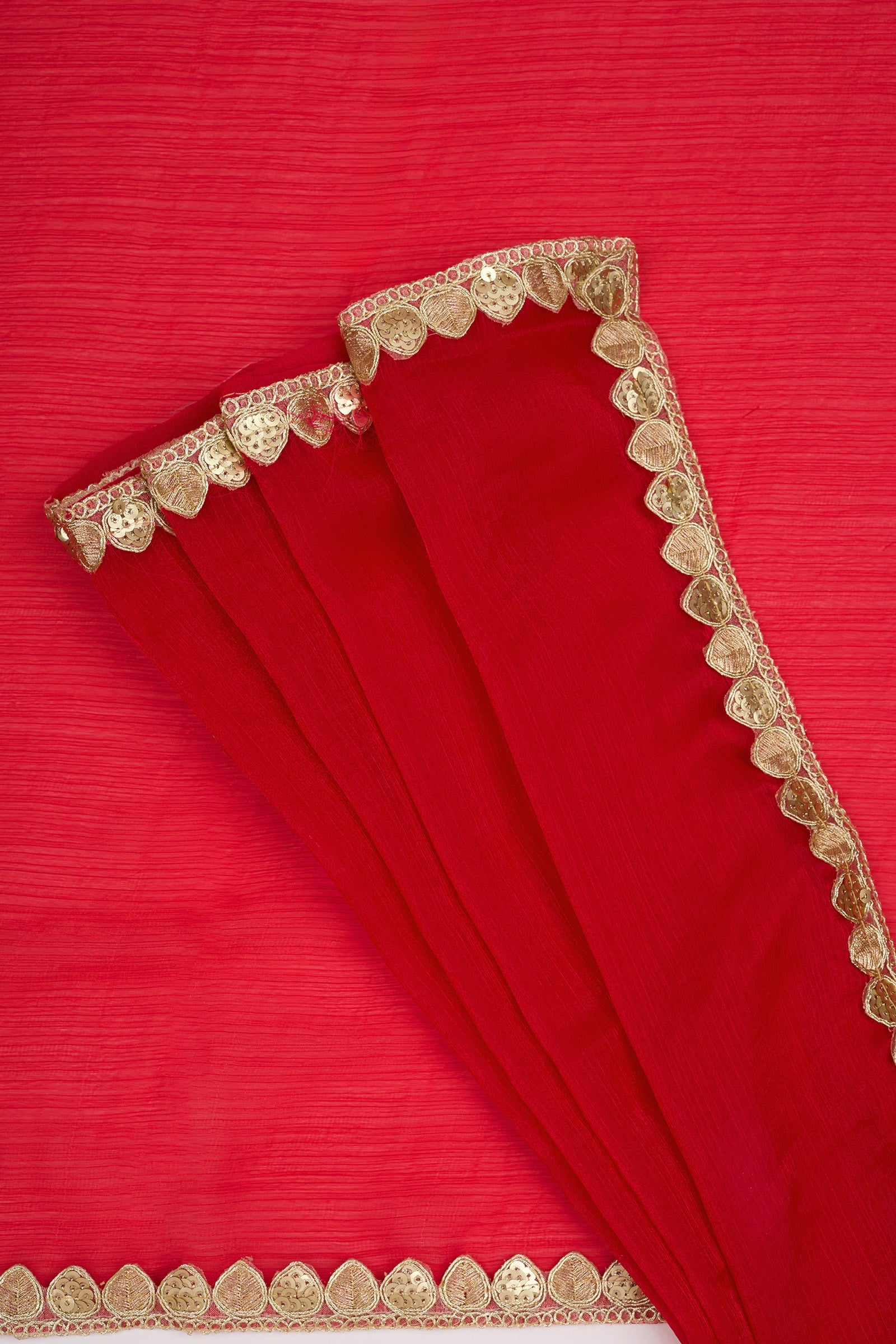 Tithira Red Shimmer Chiffon Saree
