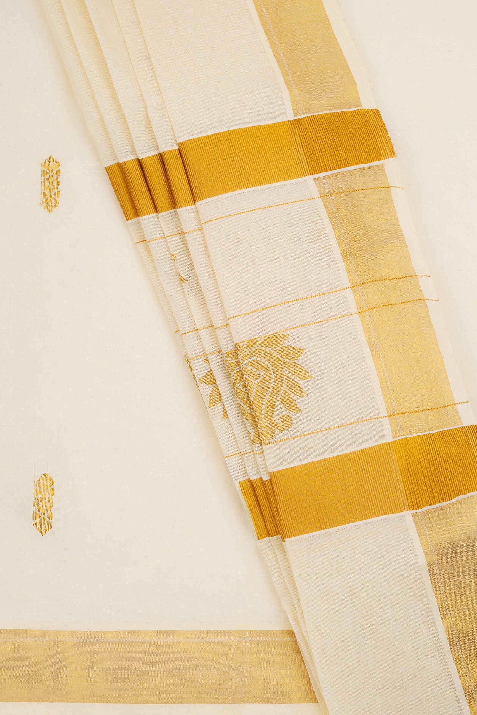 Teejh Aaravam Cotton Off white and Golden Kasavu Saree