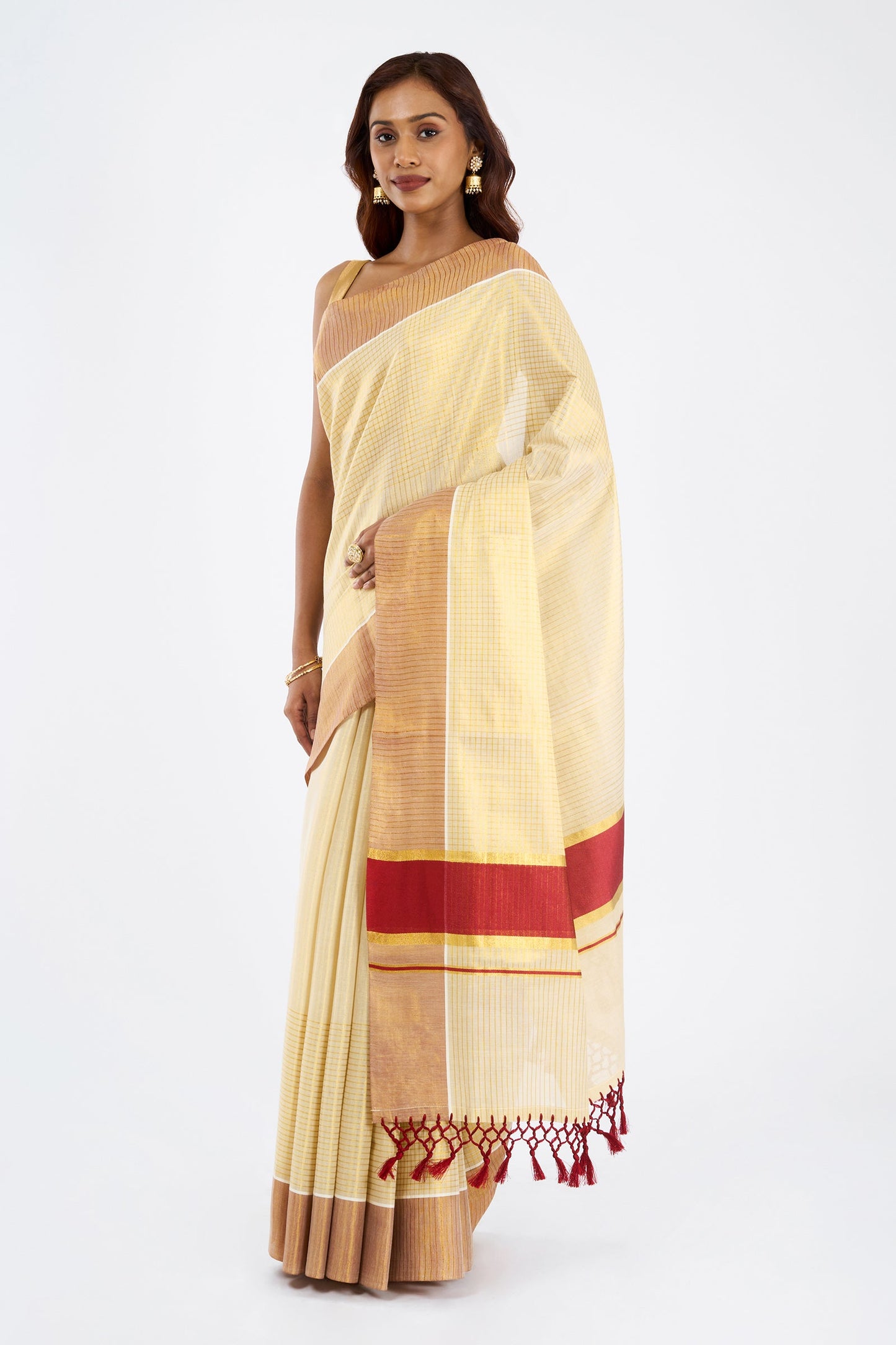 Teejh Ponvillu Tissue Off white and Maroon Kasavu Saree