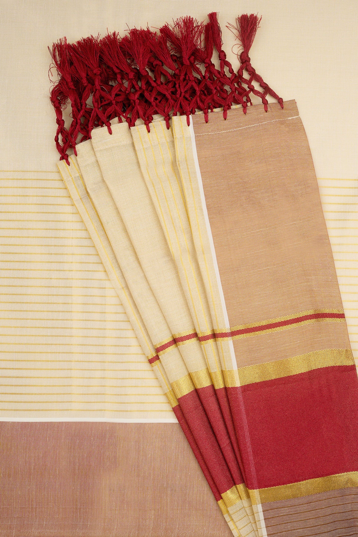 Teejh Ponvillu Tissue Off white and Maroon Kasavu Saree