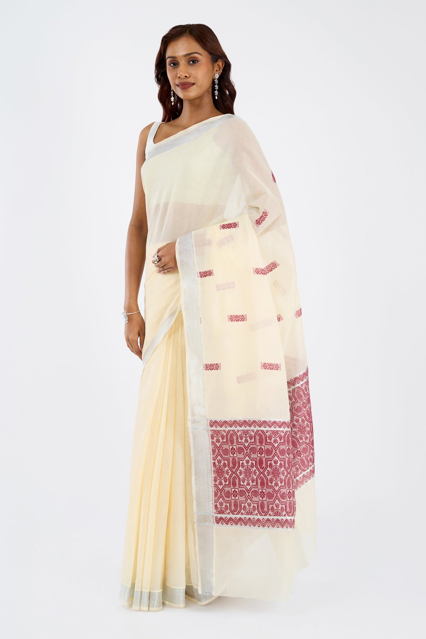 Teejh Vahina Cotton Off white and Maroon Kasavu Saree