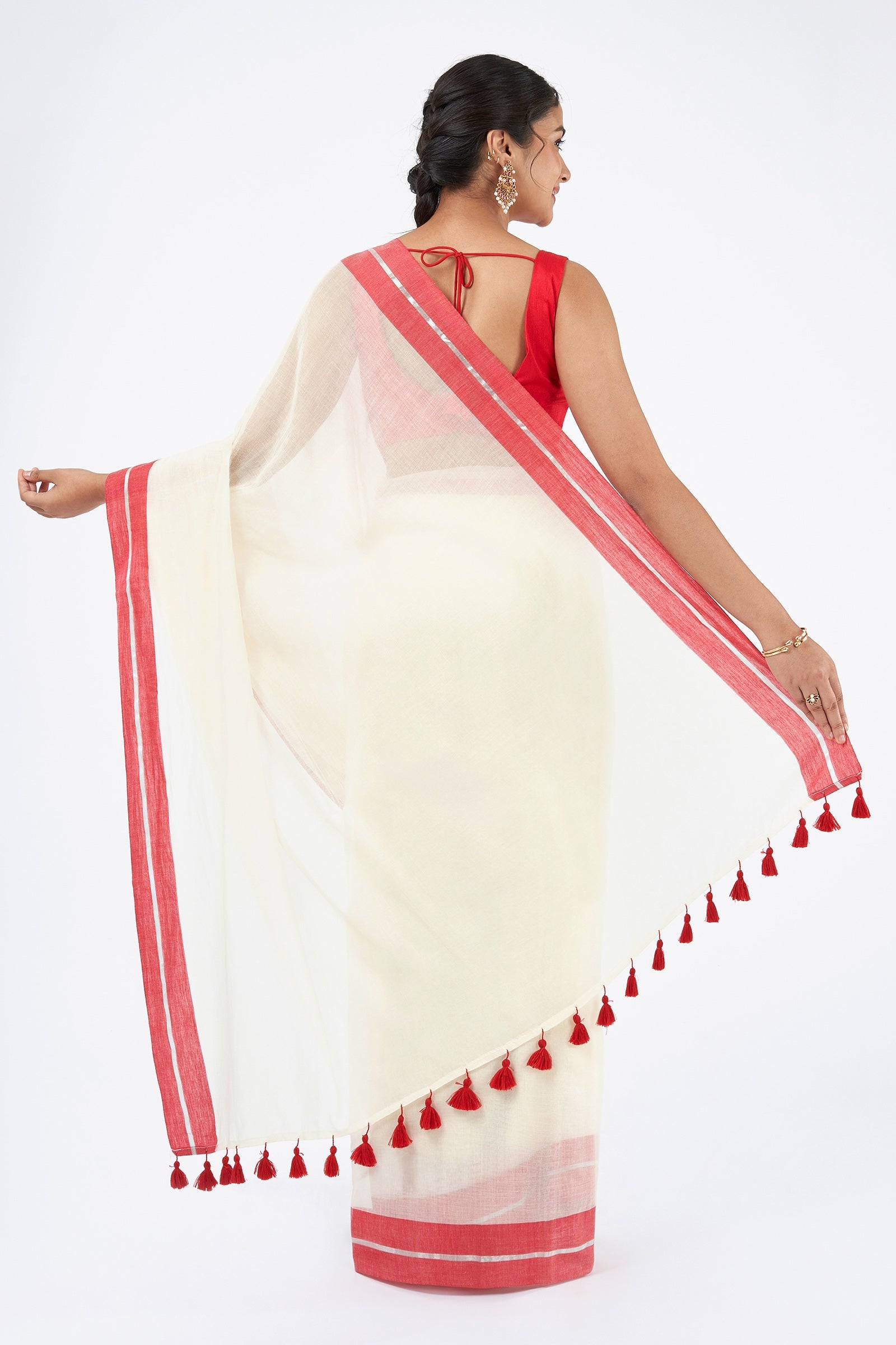 Teejh Aabheri OffWhite & Red Cotton Saree