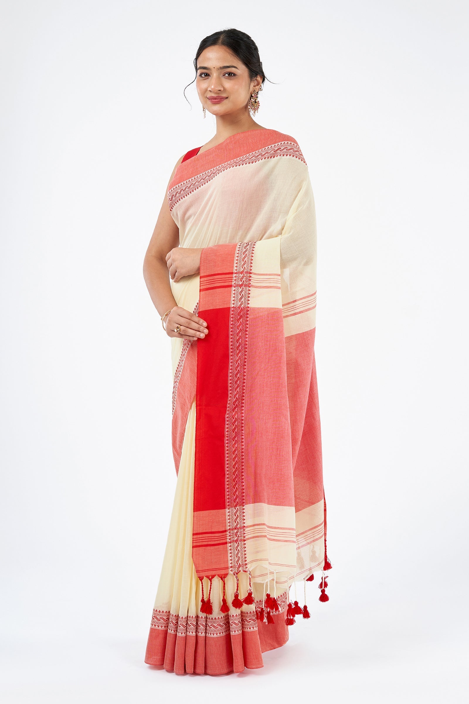 Teejh Mahishmardini  OffWhite & Red Cotton Saree