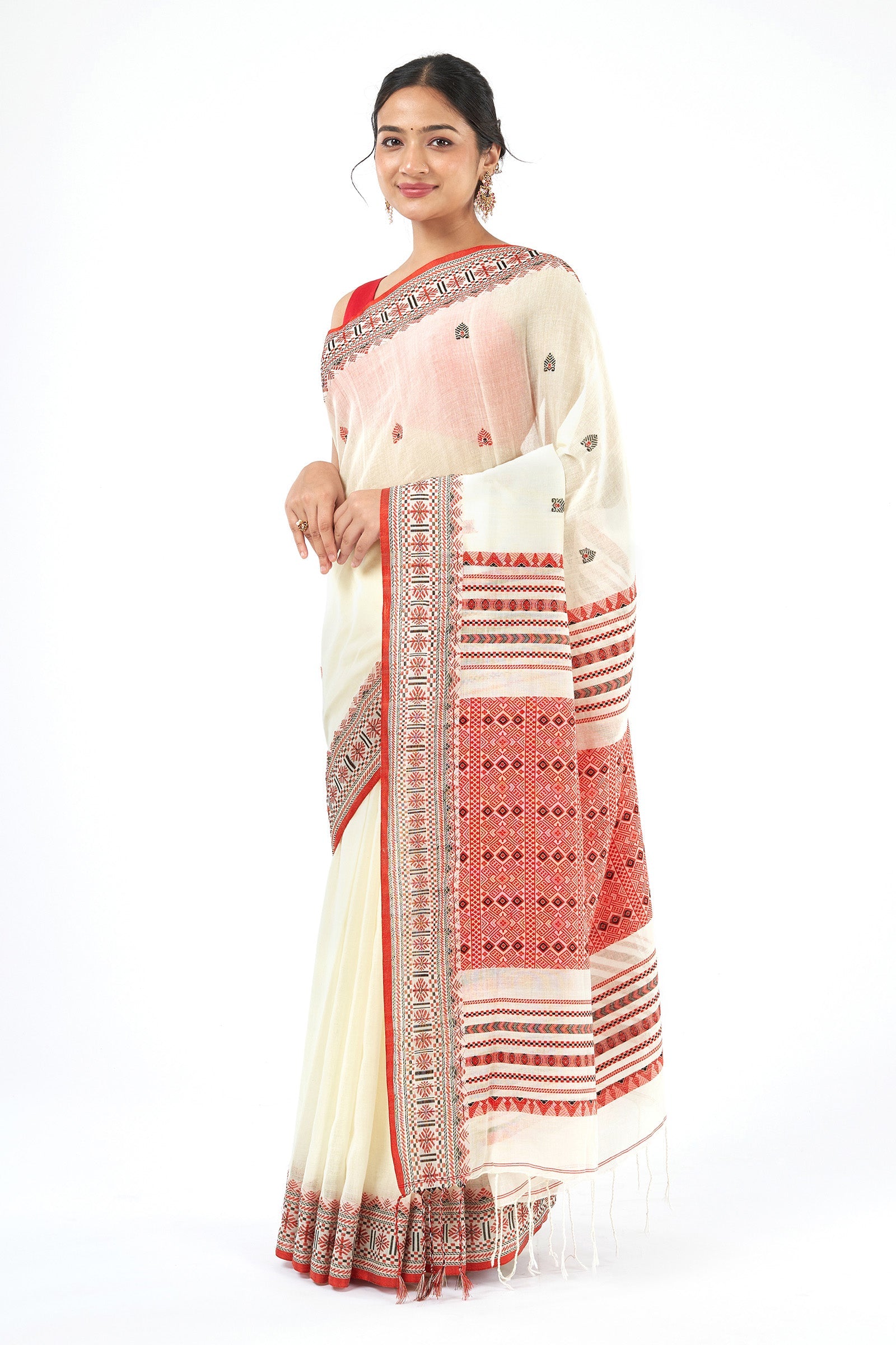 Teejh Alokya OffWhite & Red Cotton Saree