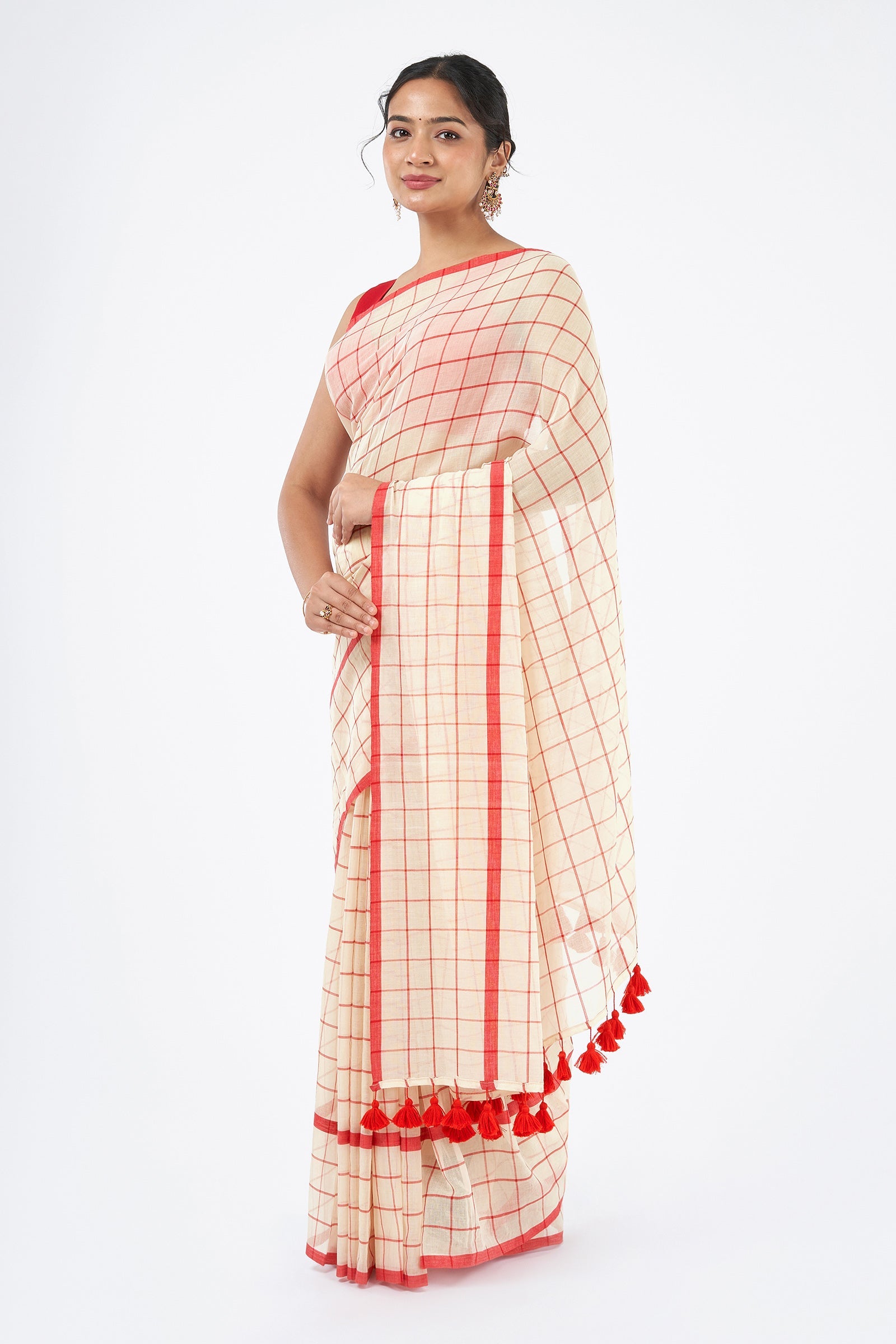 Teejh Agomoni OffWhite & Red Cotton Saree
