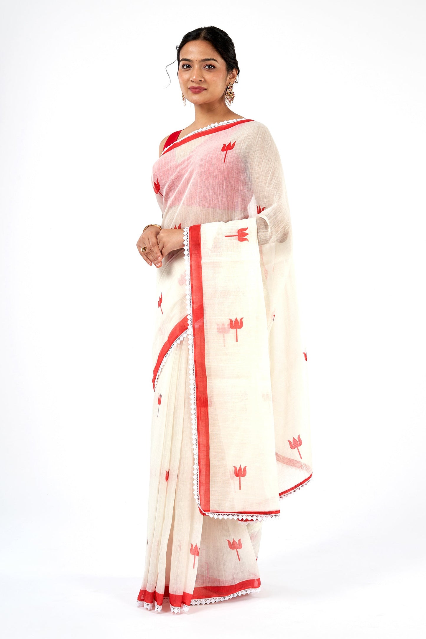 Teejh Navadurga OffWhite & Red Linen Saree
