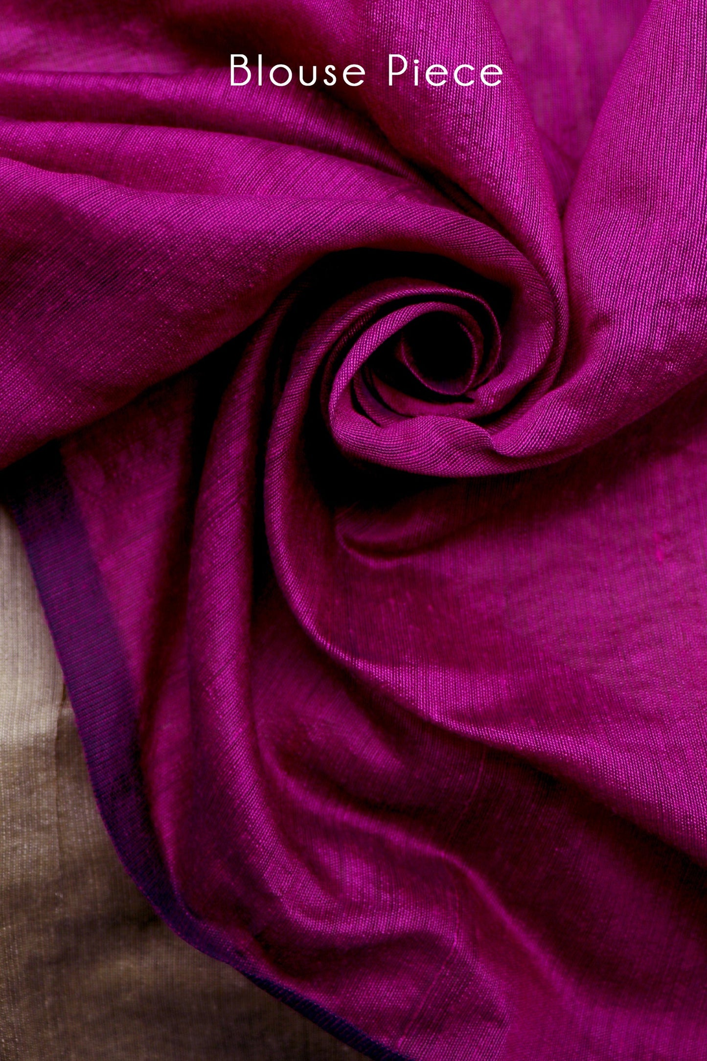 Teejh Nerine Saree & Jewelry Gift Set