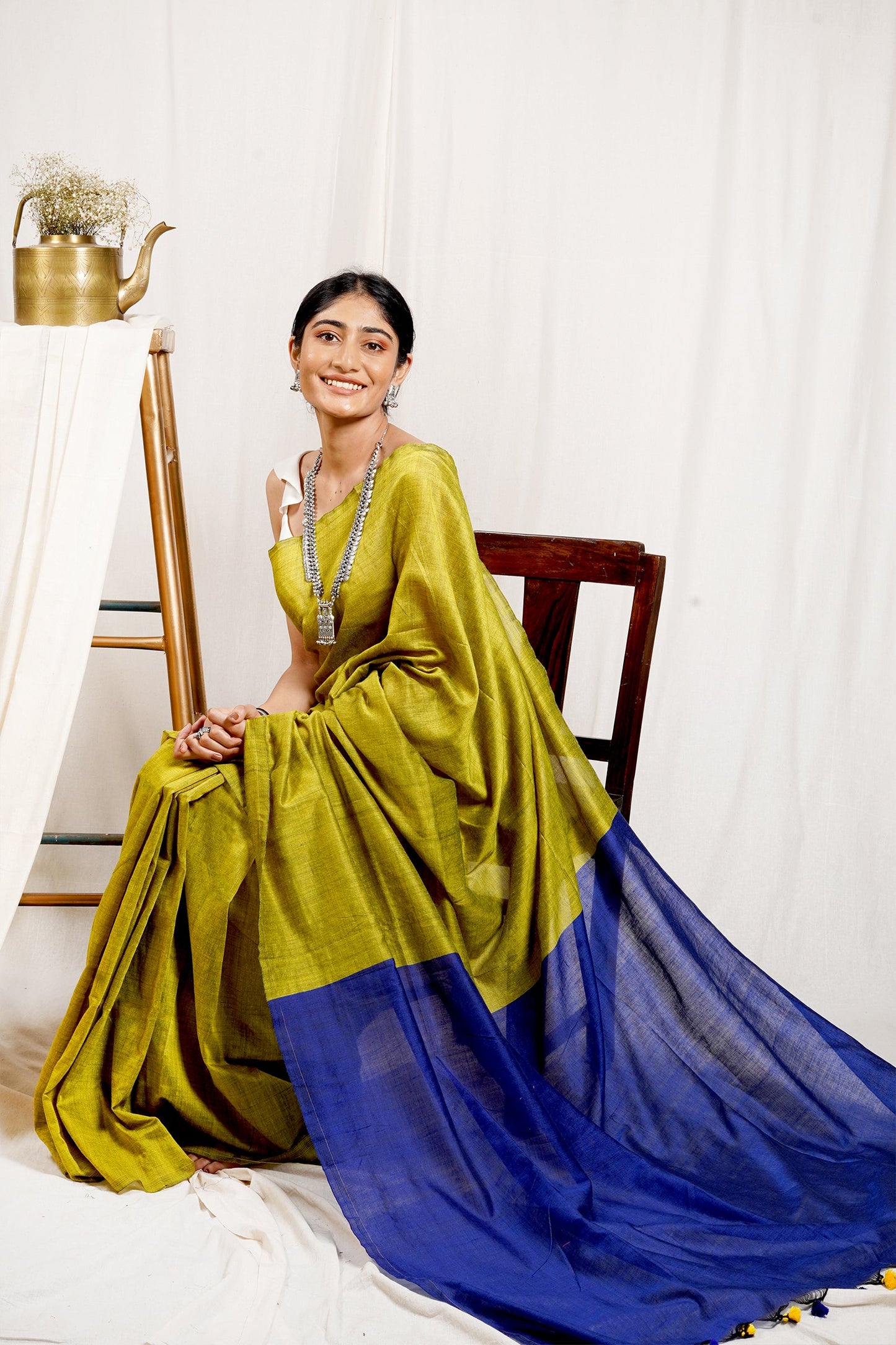 Teejh Parakeet Green and Blue Mulmul Cotton Saree