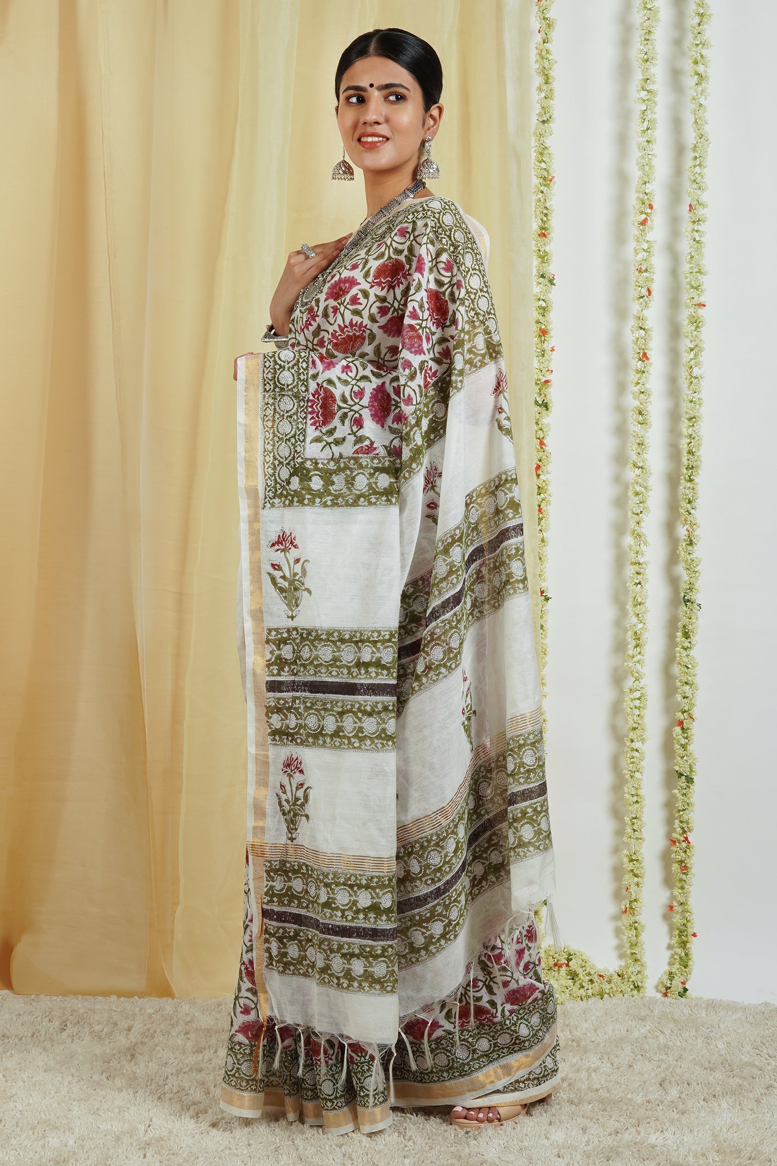 Teejh Vyakhya White and Pink Block Print Chanderi Cotton Saree With Blouse Piece