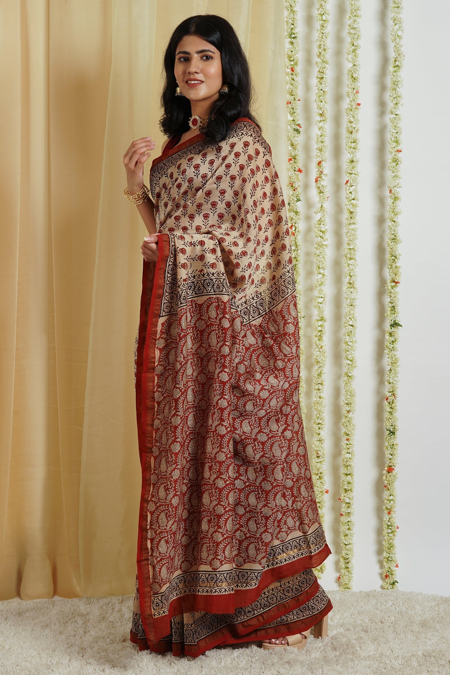 Teejh Vaidehi Beige Block Print Chanderi Cotton Saree With Blouse Piece