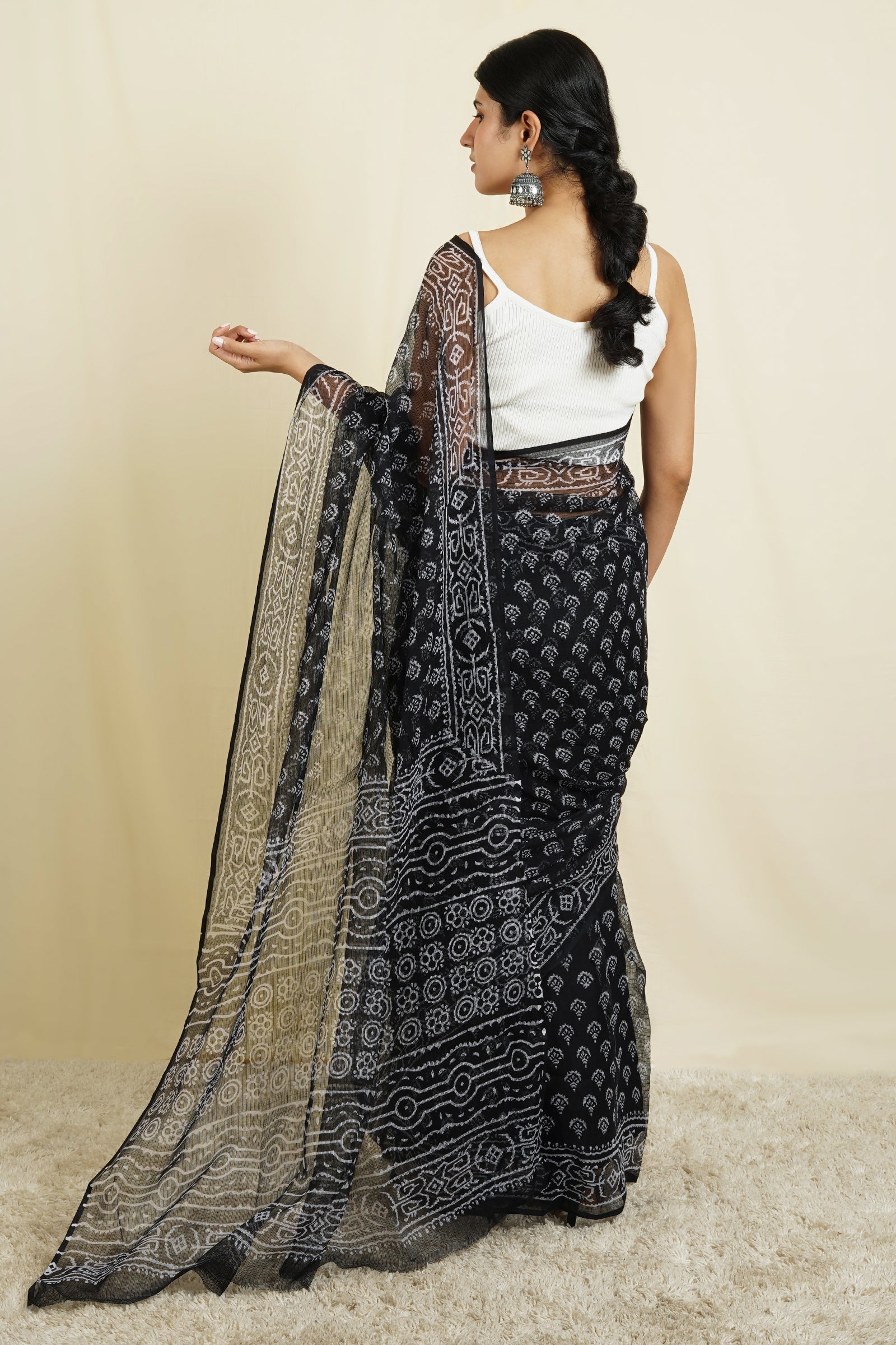 Teejh Aesha Black and White Block Print Kota Saree With Blouse Piece