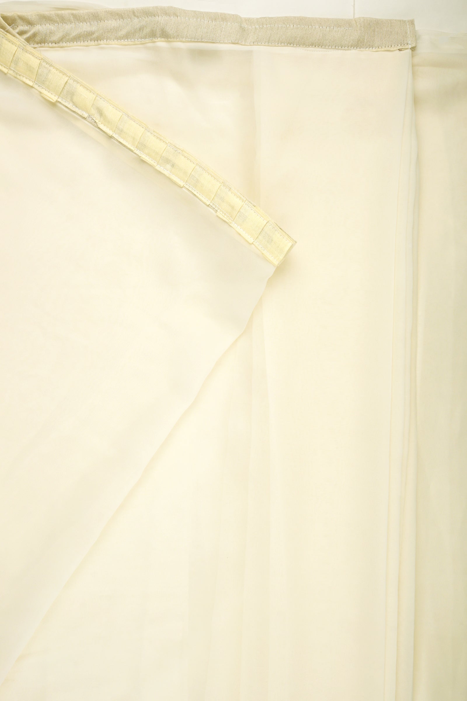 Teejh Farah Cream Georgette Ready to Drape Saree