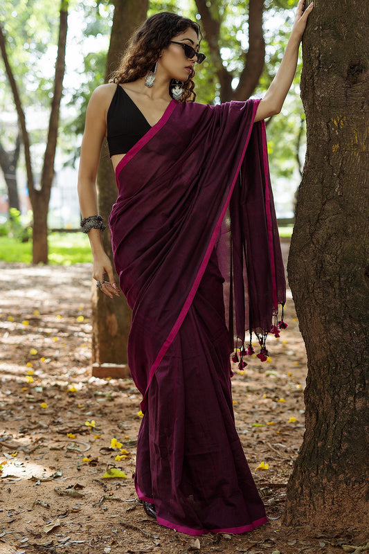 Teejh Kaira Magenta Mulmul Saree