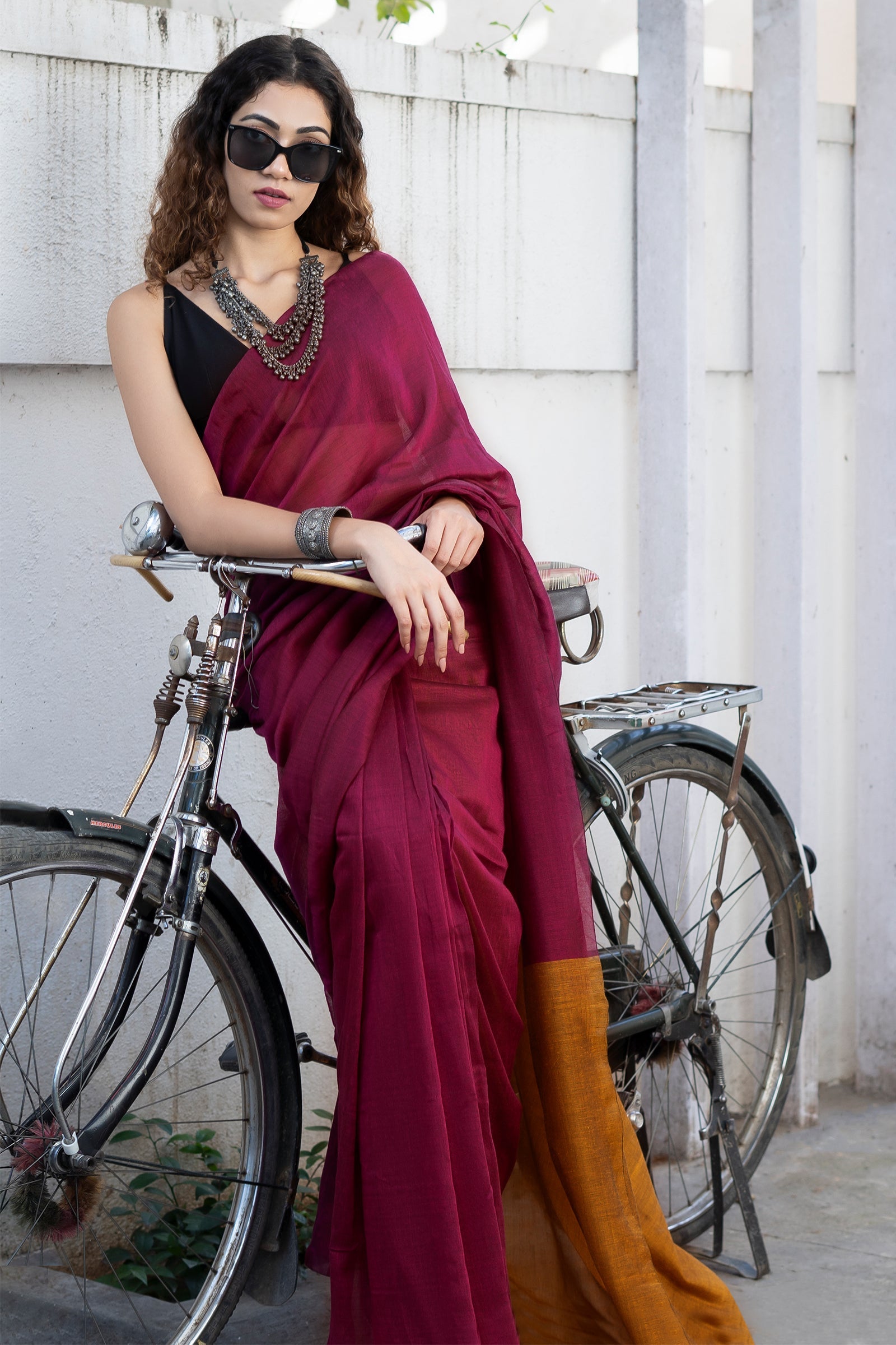Teejh Varuni Magenta & Mustard Mulmul Saree