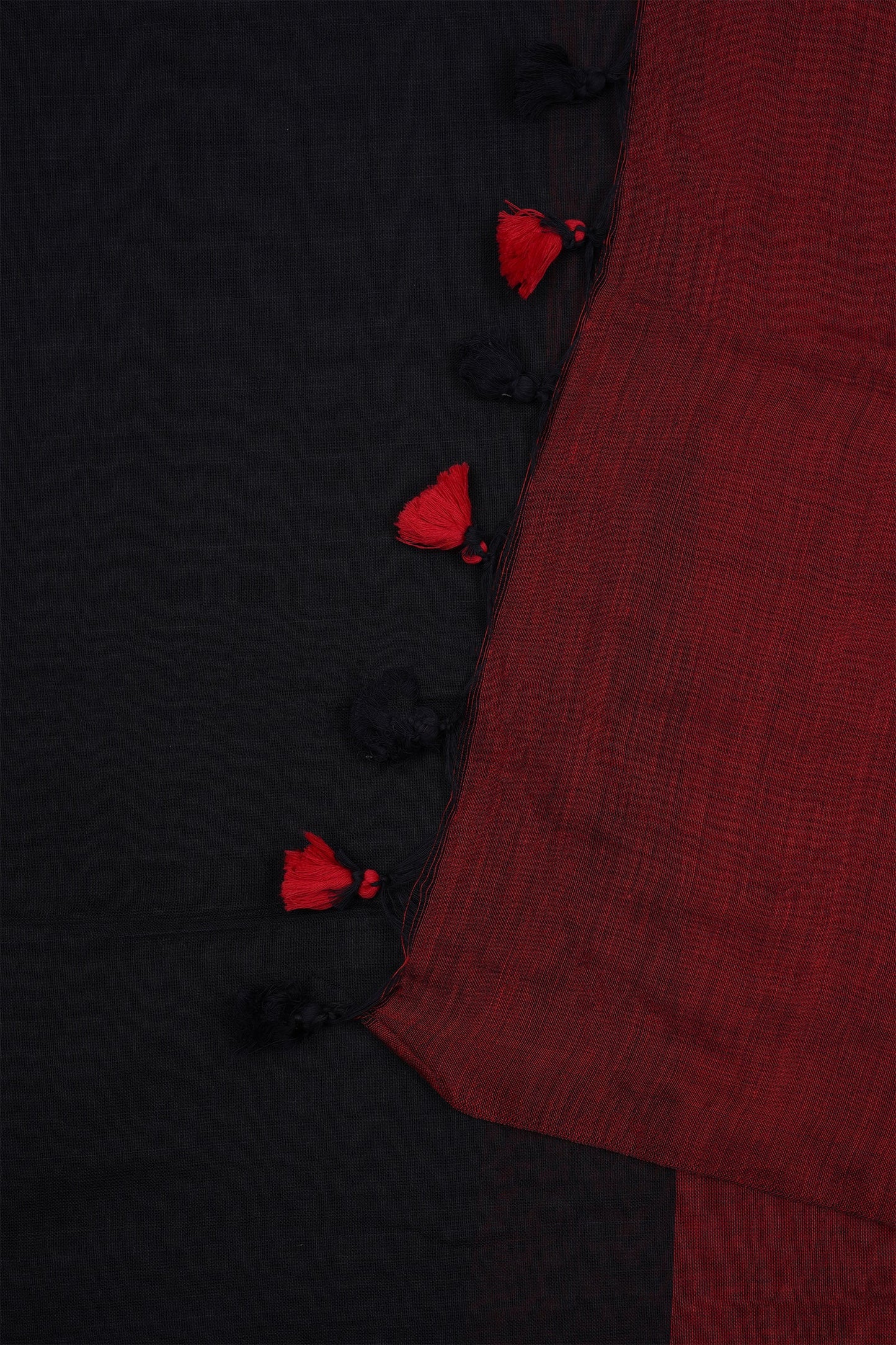 Teejh Varuni Black & Maroon Mulmul Saree
