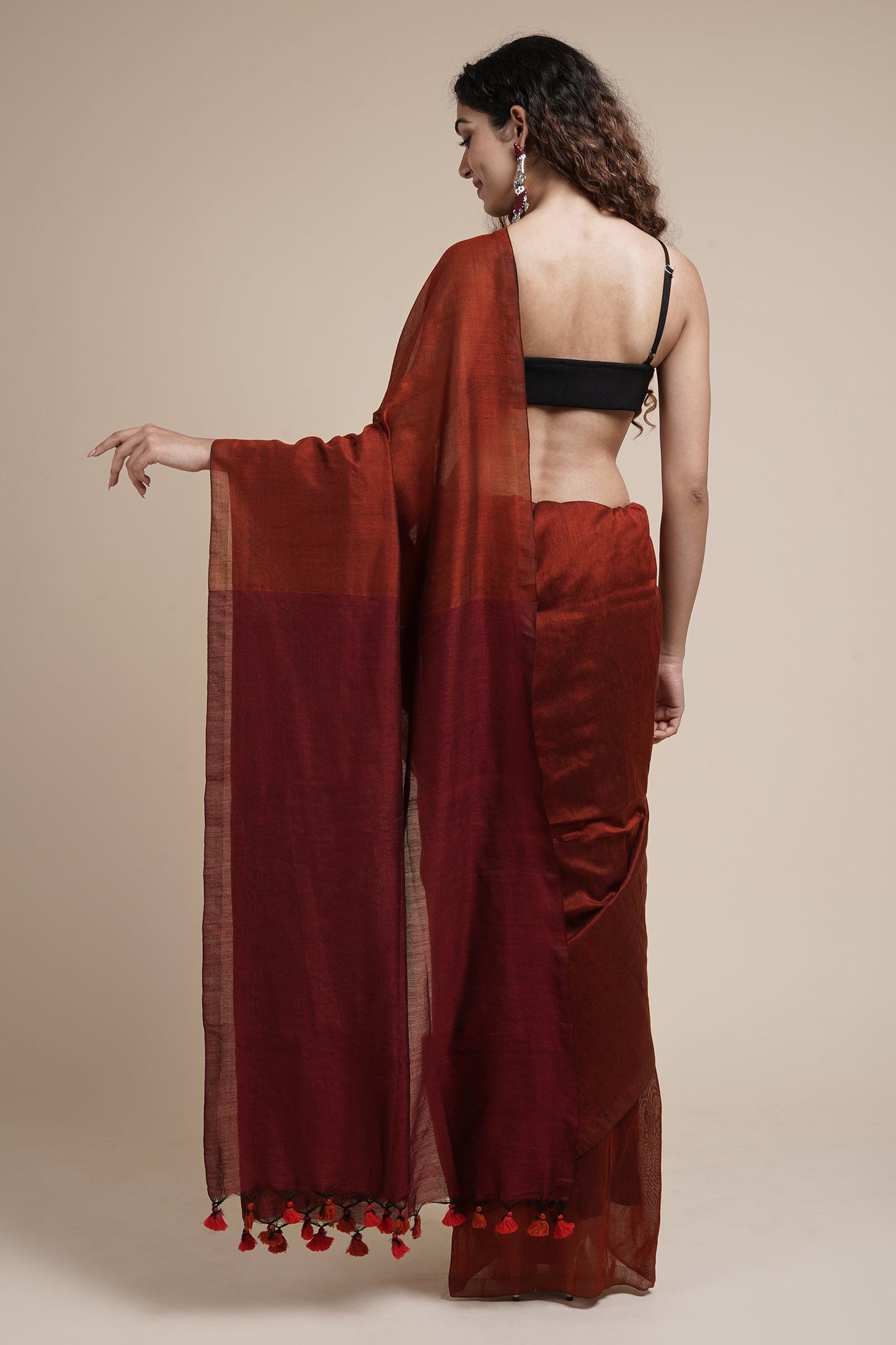 Teejh Varuni Rust Orange & Maroon Mulmul Saree