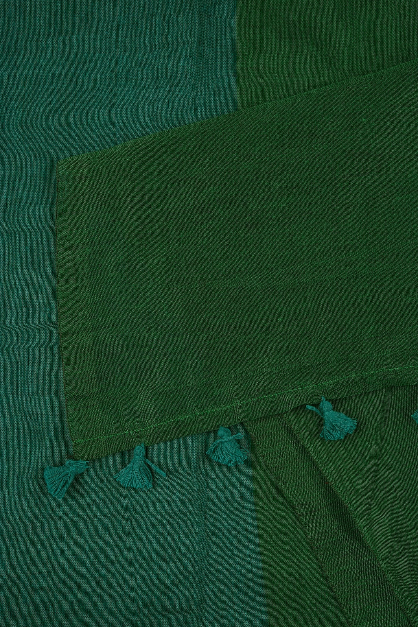 Teejh Varuni Peacock Blue & Green Mulmul Saree