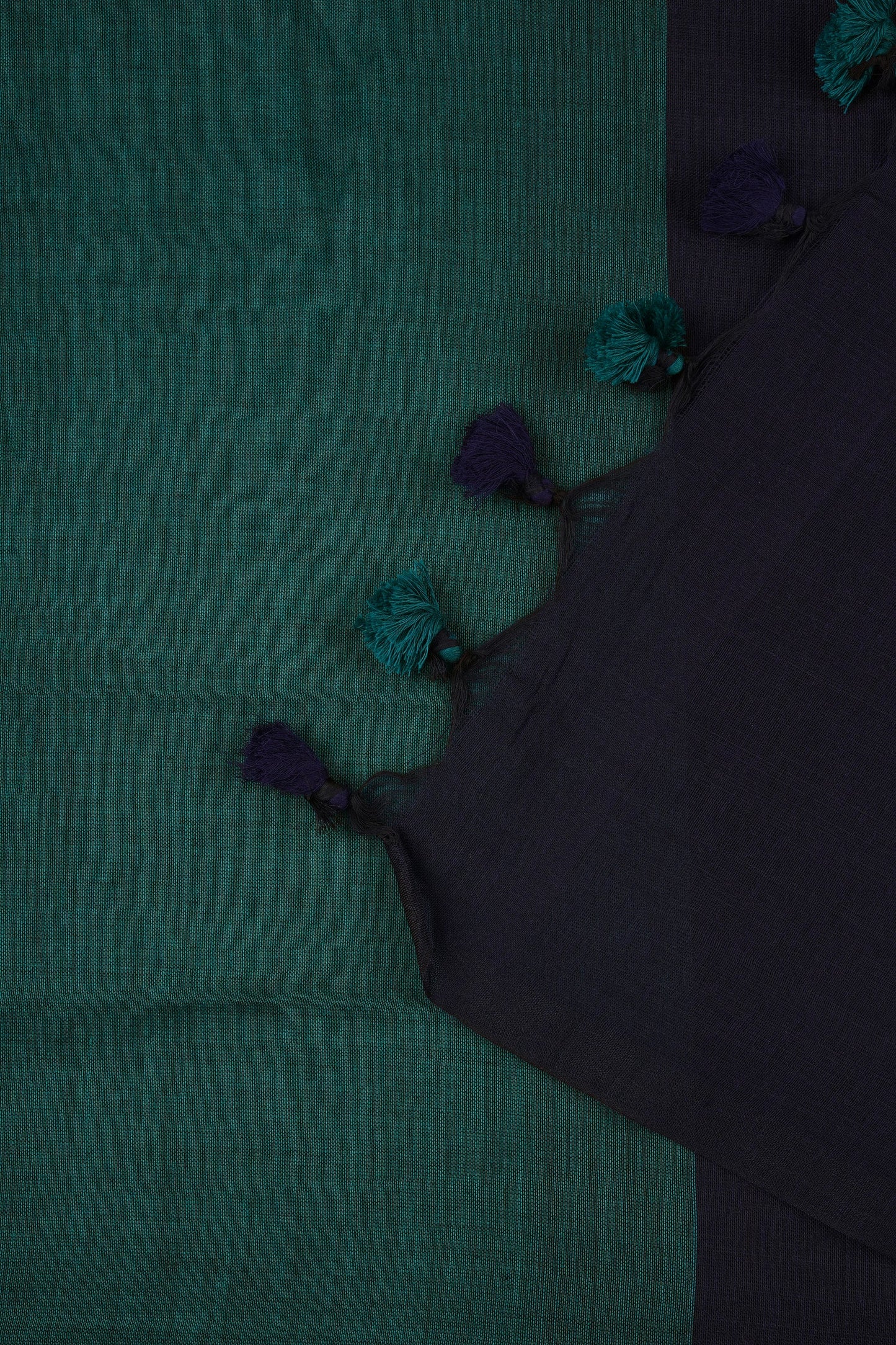 Teejh Varuni Royal Green & Deep Blue Mulmul Saree