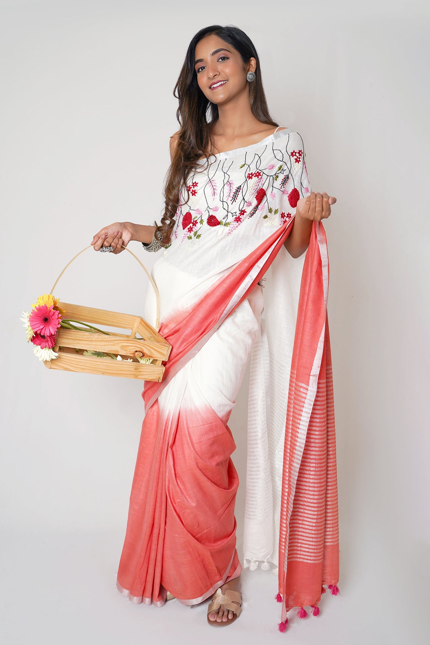 Teejh Floral Wave Red and White Linen Saree with Blouse Piece