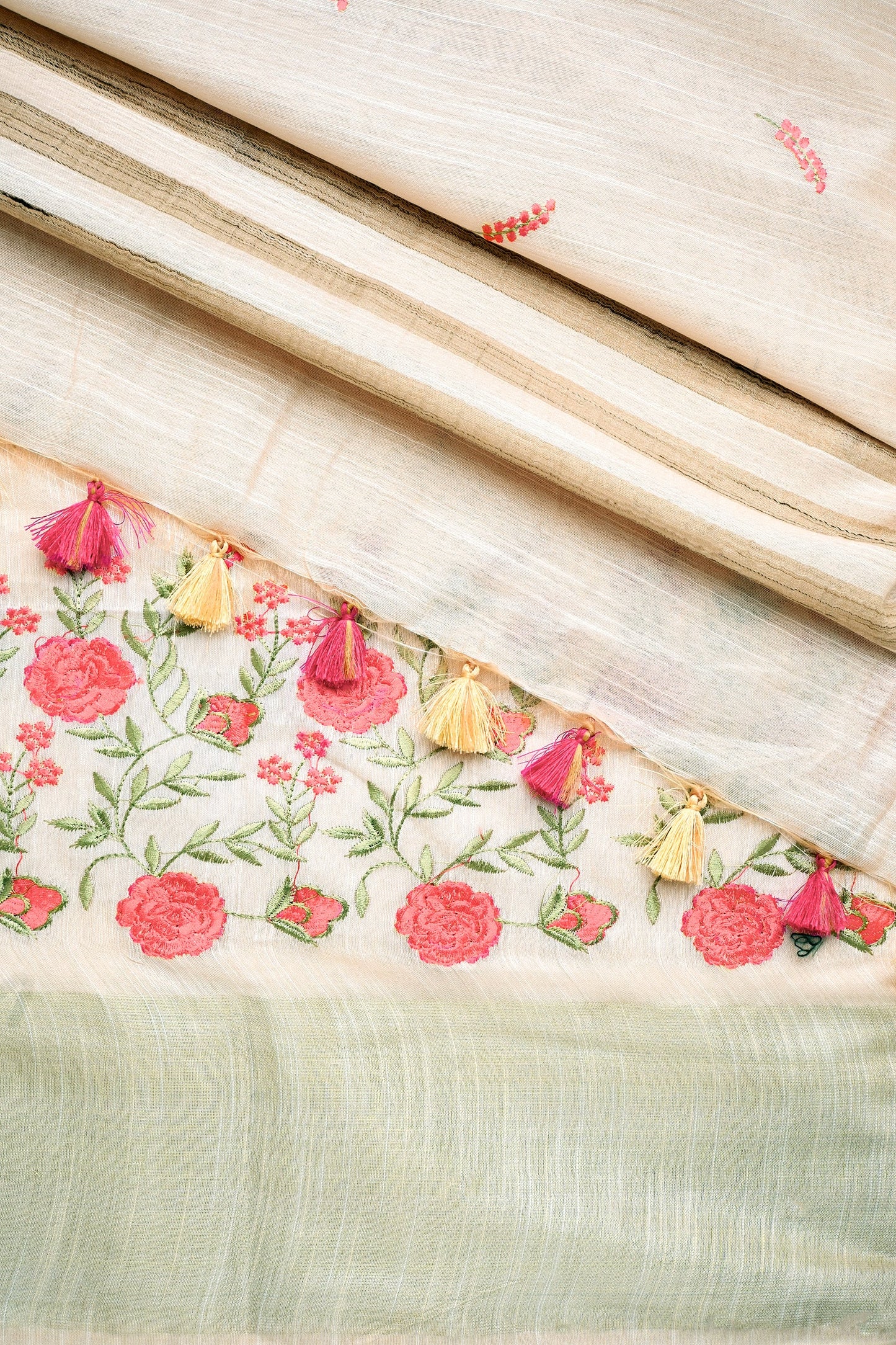 Teejh Batika Cream Pure Silk Linen Saree with Blouse Piece