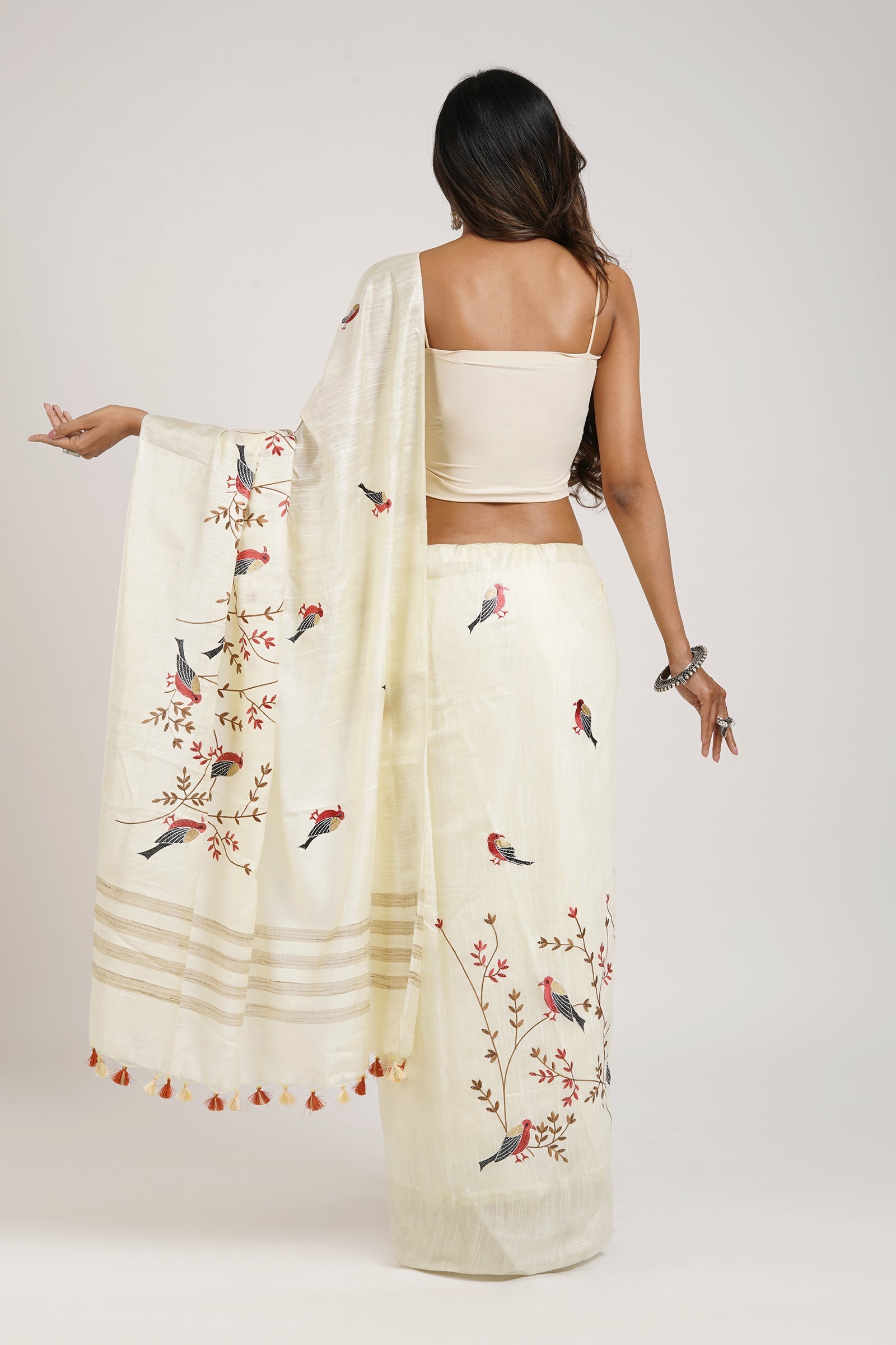 Teejh Taarakini Off White Pure Silk Linen Saree with Blouse Piece