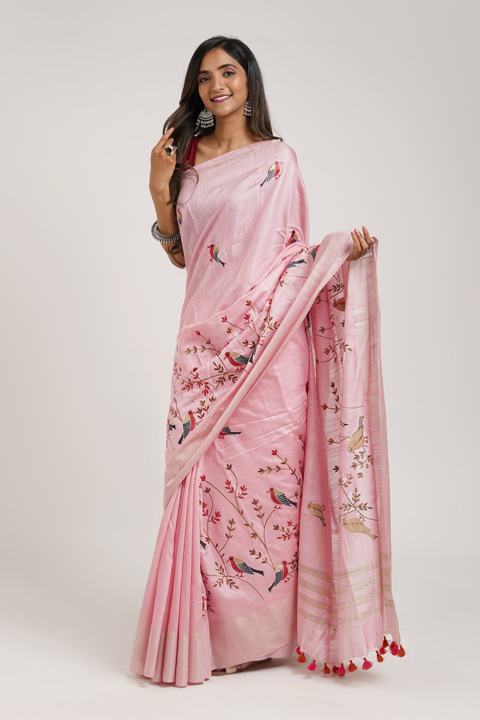 Teejh Amolika Pink Pure Silk Linen Saree With Blouse Piece