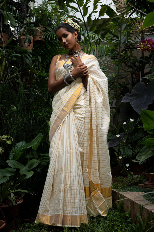 Teejh Taara White and Gold Kerala Cotton Kasavu Saree