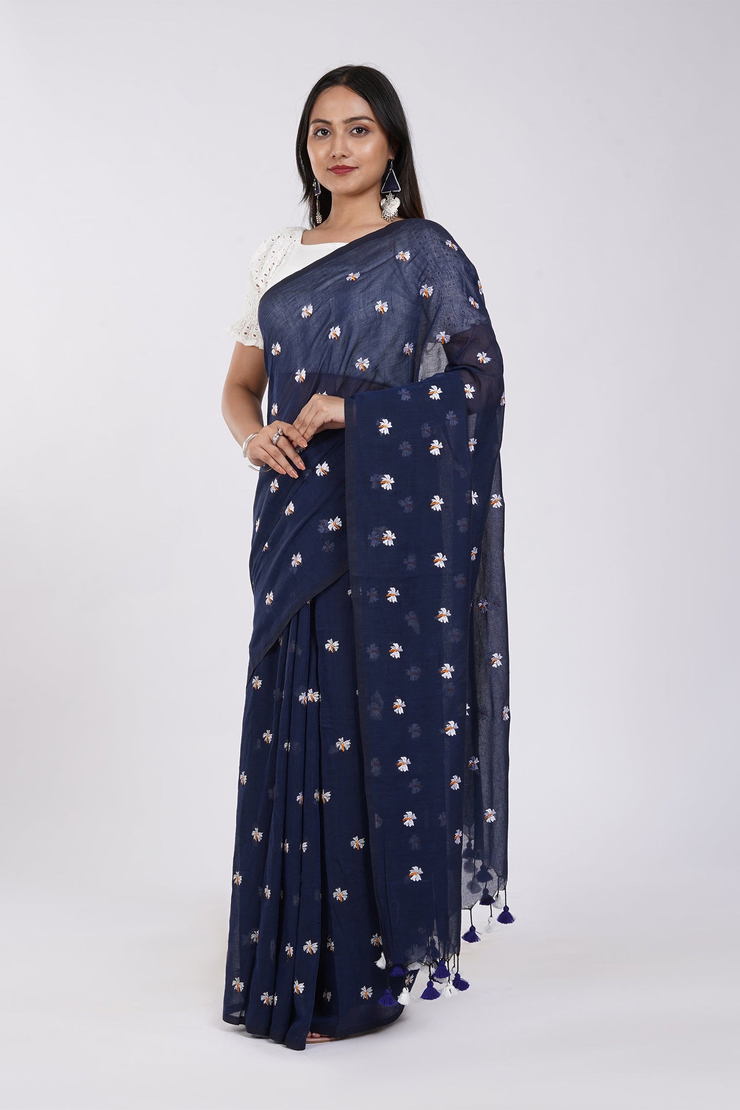Teejh Reiya Blue Embroidered Mulmul Cotton Saree