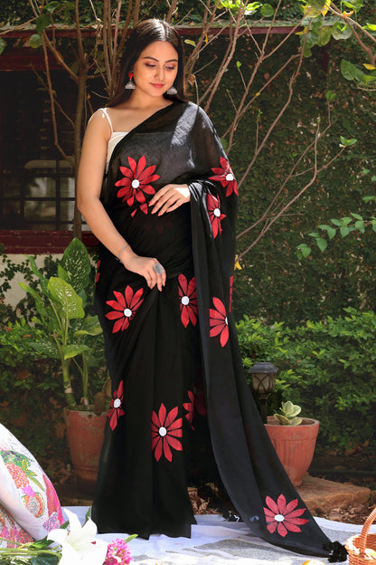 Teejh Kusuma Black and Red Mul Cotton Printed Saree