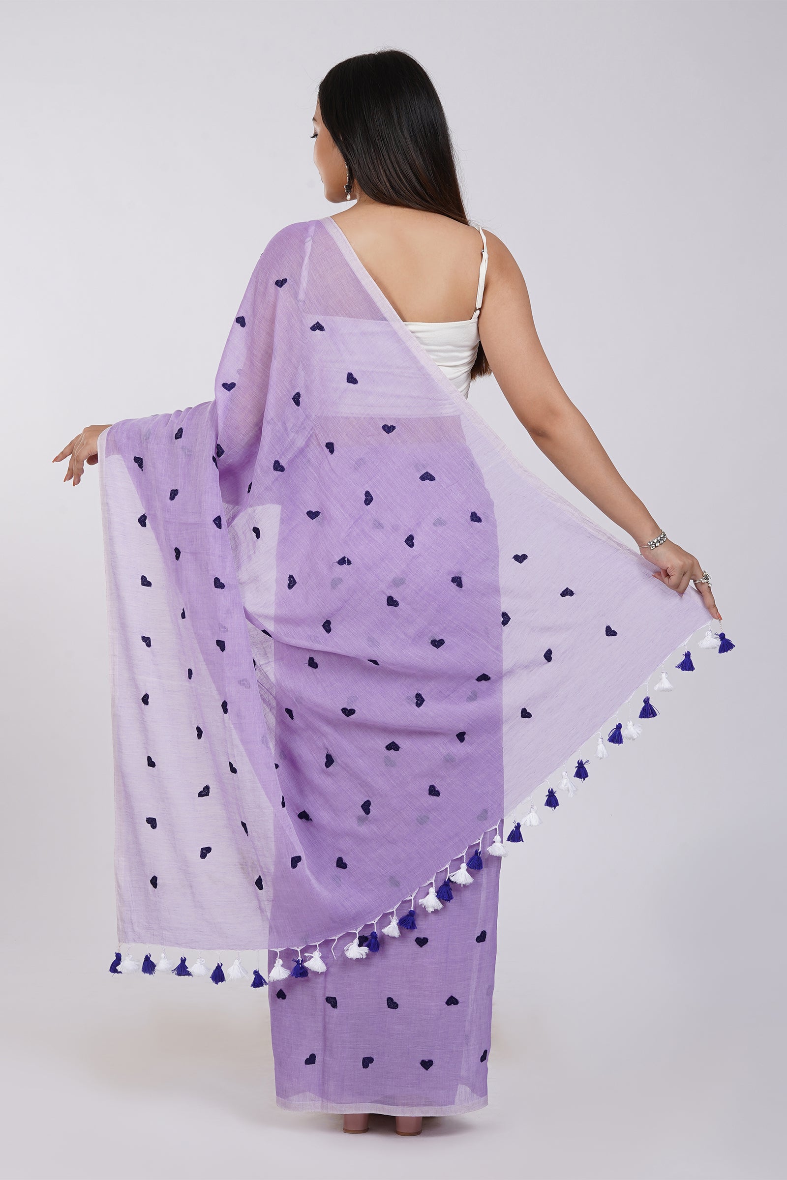 Teejh Chahna Purple Mul Cotton Heart Embroidery Saree