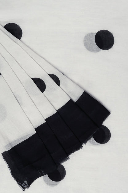 Teejh Aruhi Mulmul Cotton Saree