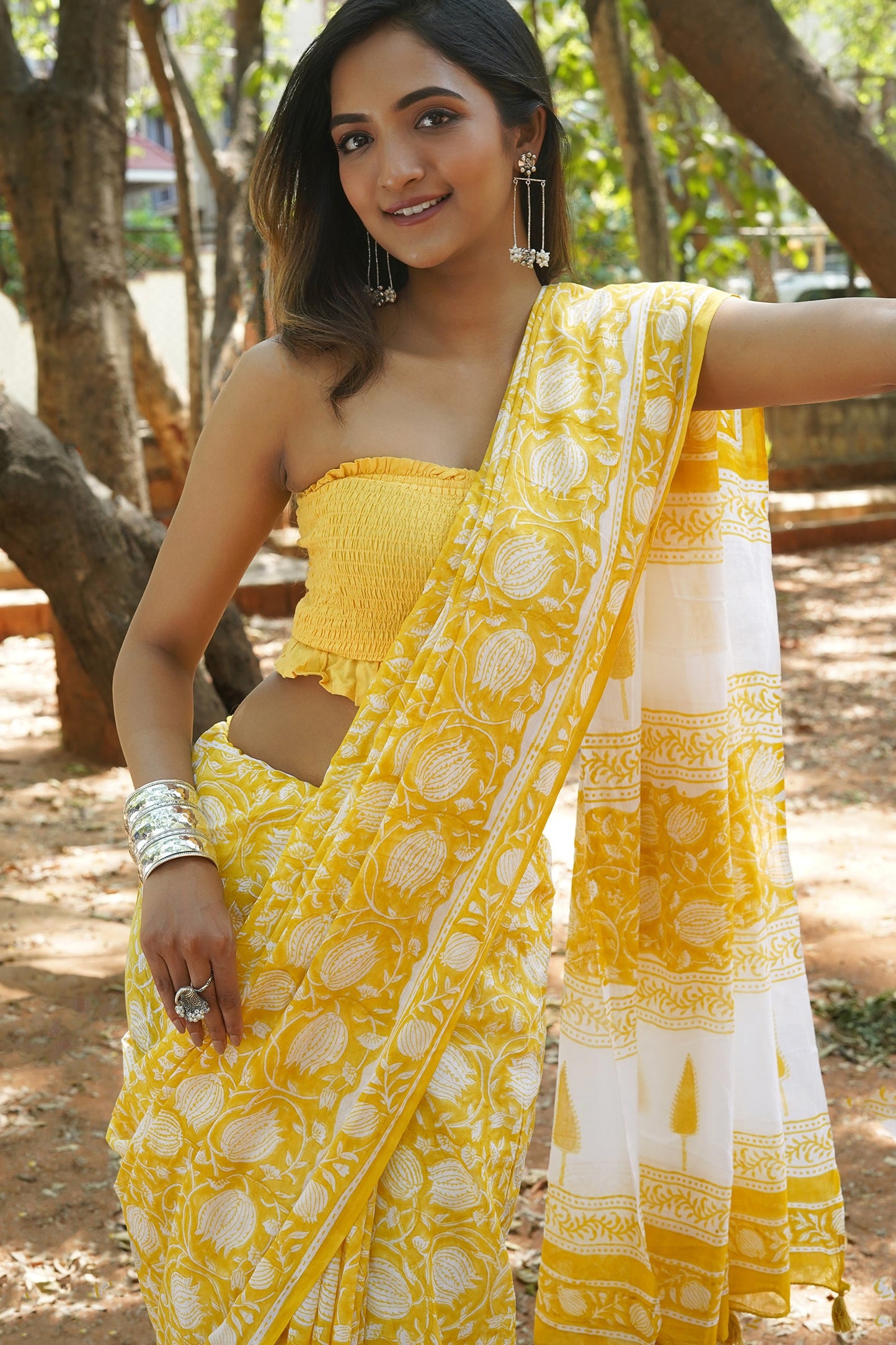 Teejh Sunita Mulmul Cotton Saree