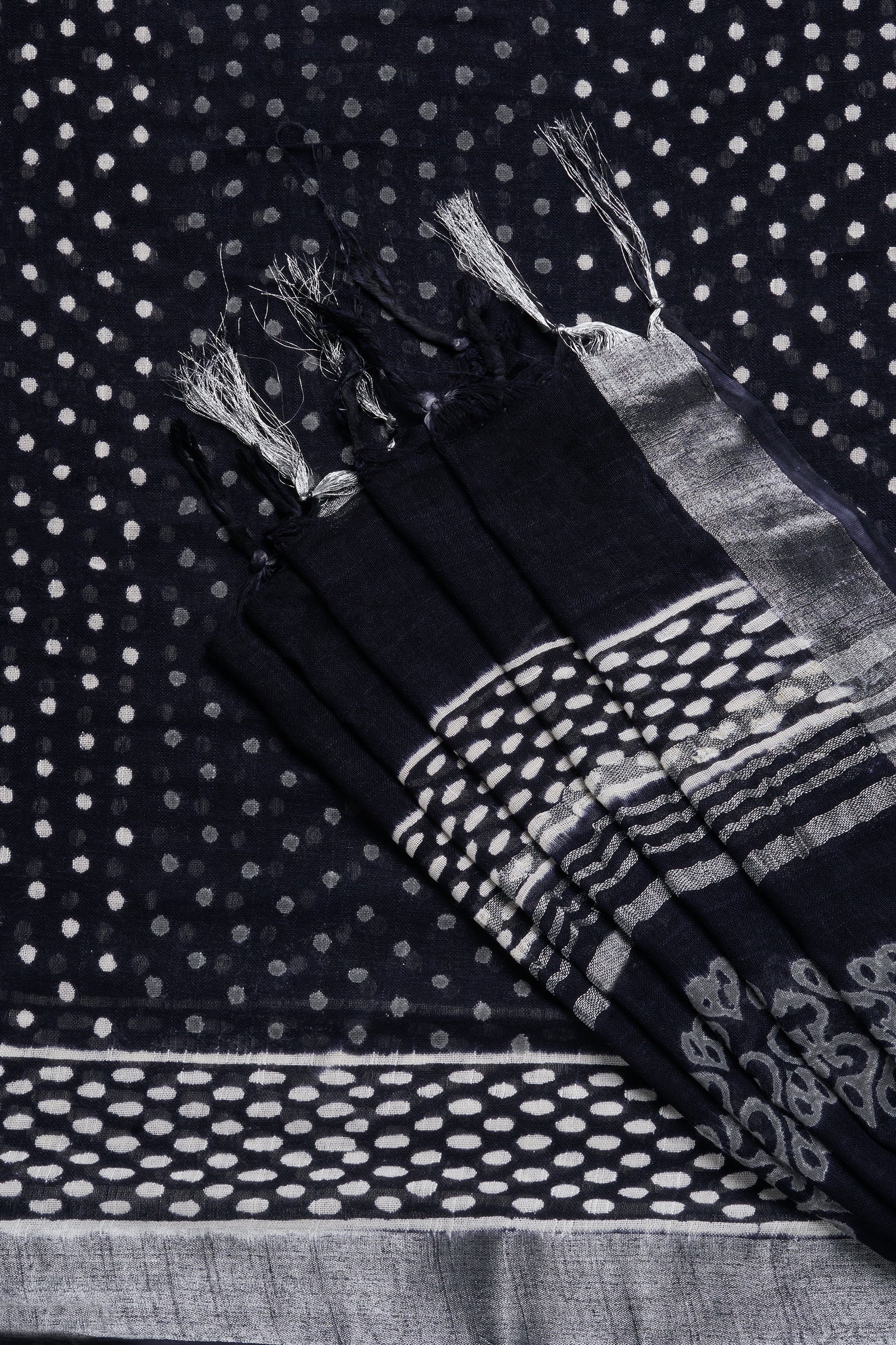 Teejh Linen Serenity Linen Saree