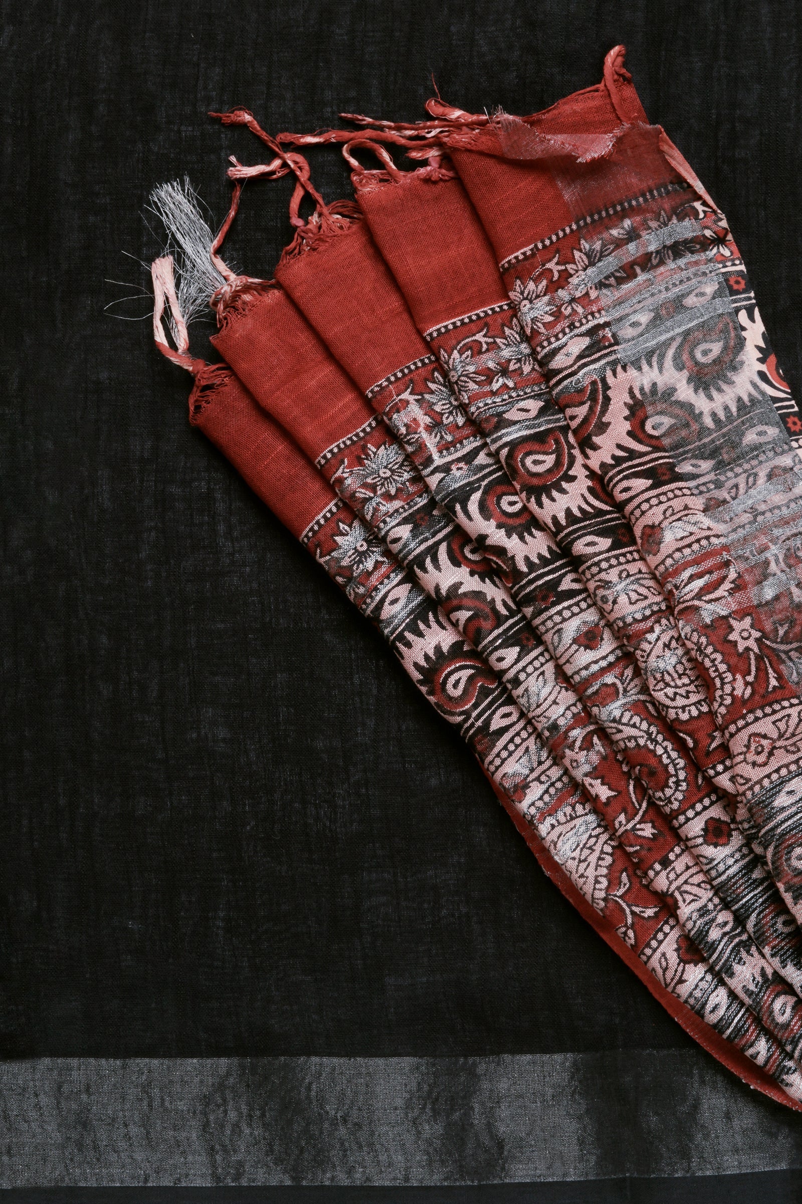 Teejh Rustic Radiance Saree