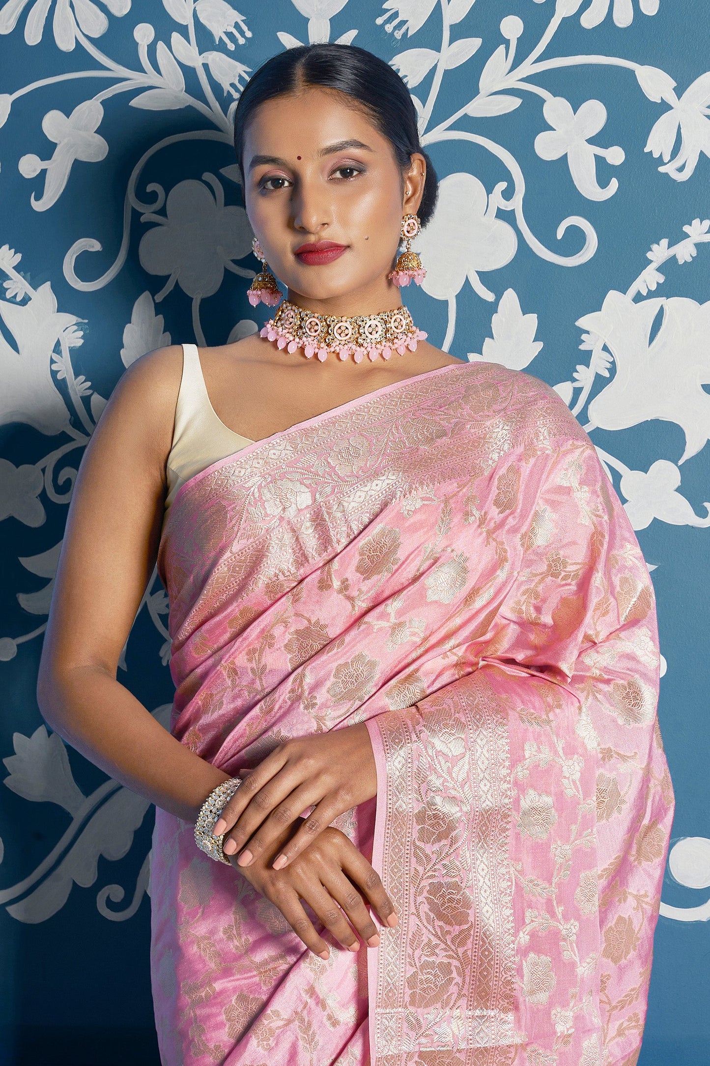 Teejh Aarhna Light Pink Banarasi Semi Georgette Jaal Weaving Saree