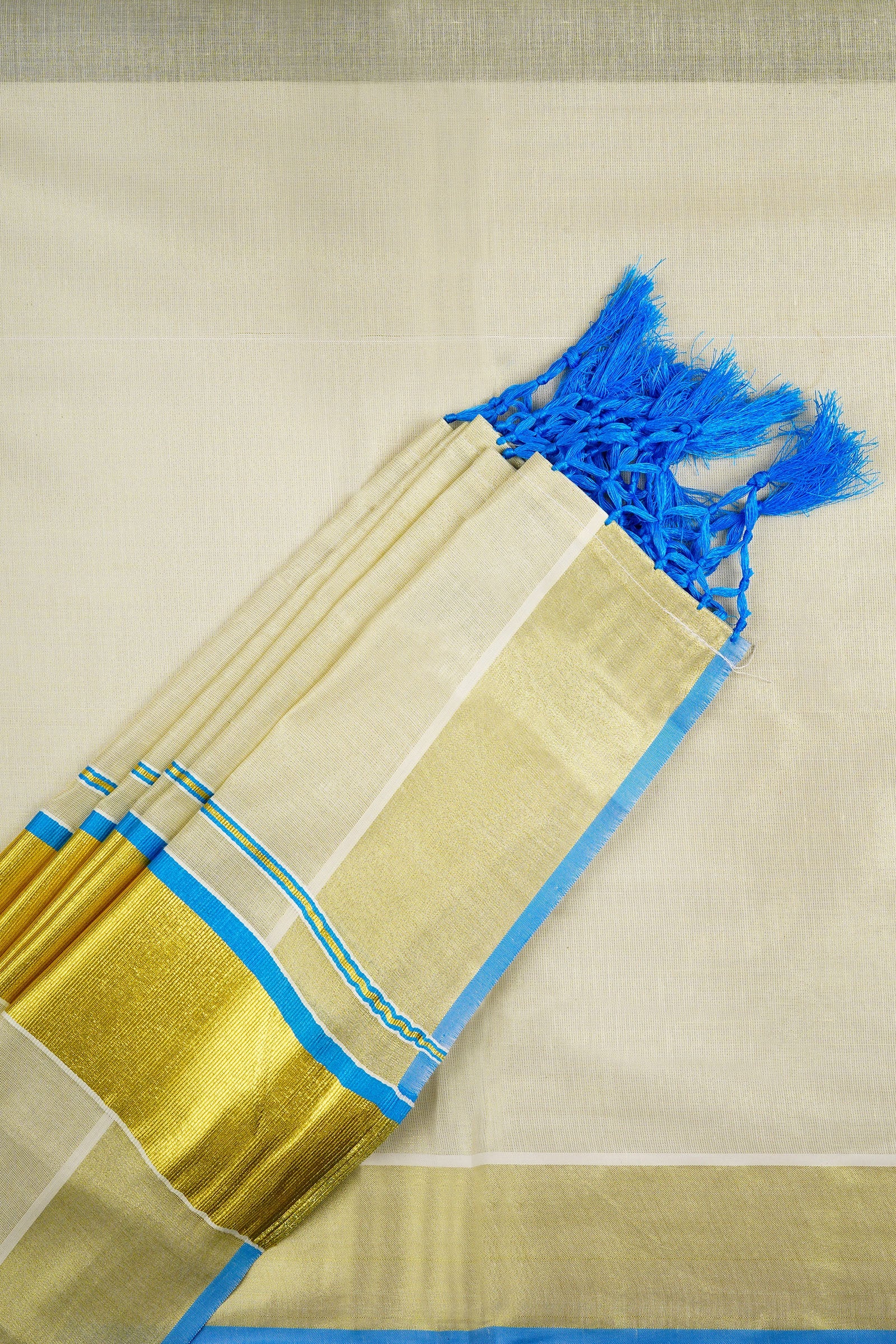 Teejh Dal Kerala Tissue Blue saree