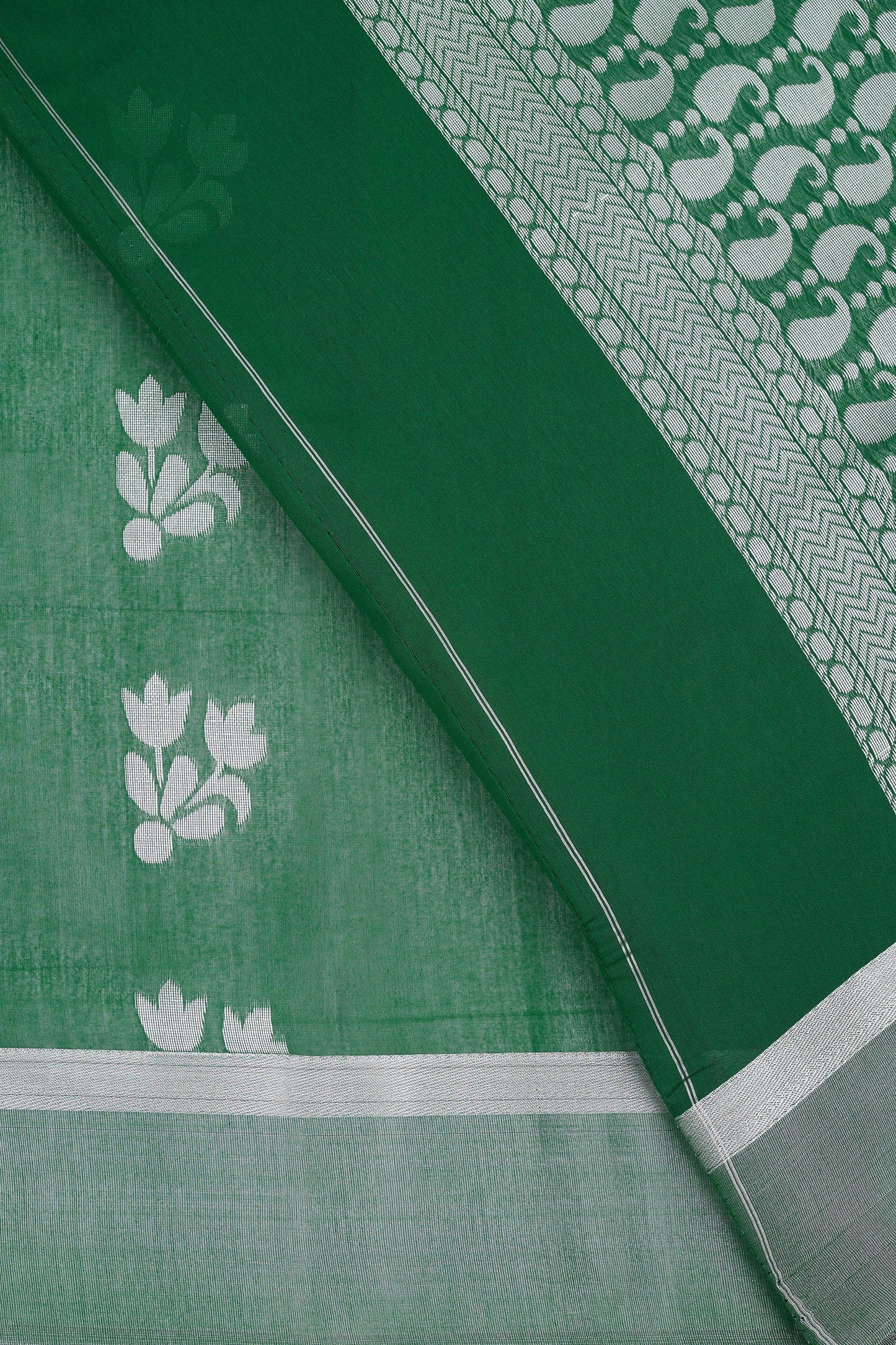 Teejh Chilika Silk Cotton Bottle Green saree