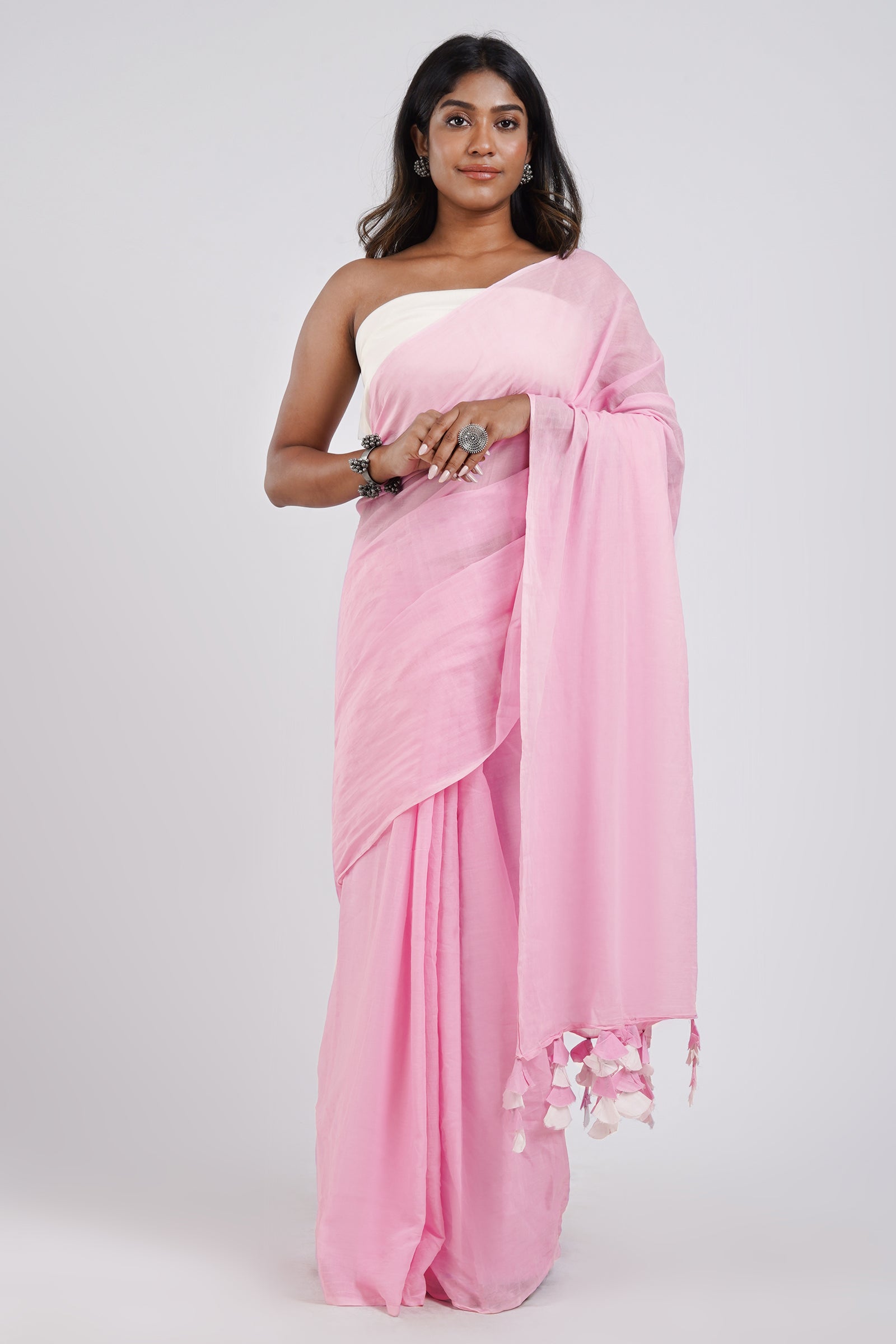 Teejh Teaberry Light Pink and White Mulmul Saree