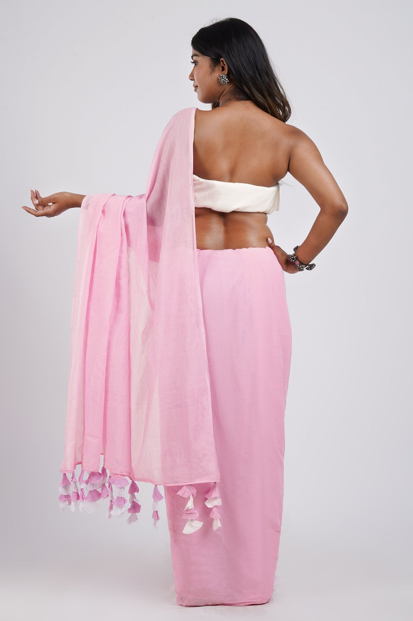 Teejh Teaberry Light Pink and White Mulmul Saree