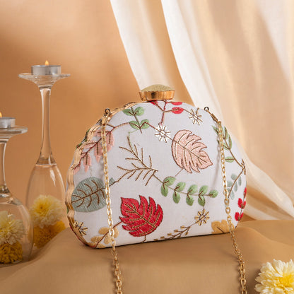 Teejh Shaheen Threadwork Clutch