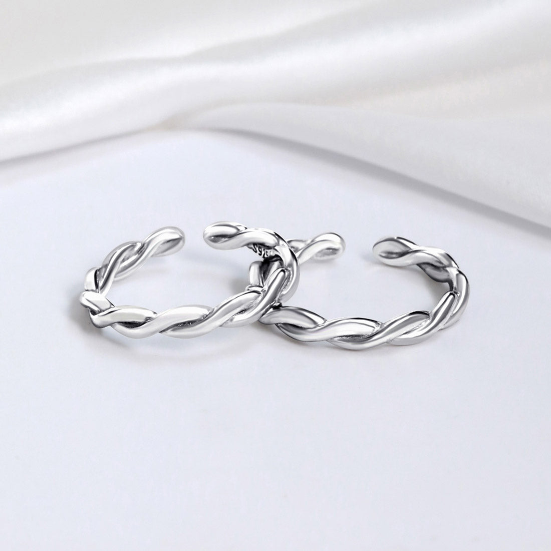 Sleek Twisted Rhodium-Plated 925 Sterling Silver Toe Rings