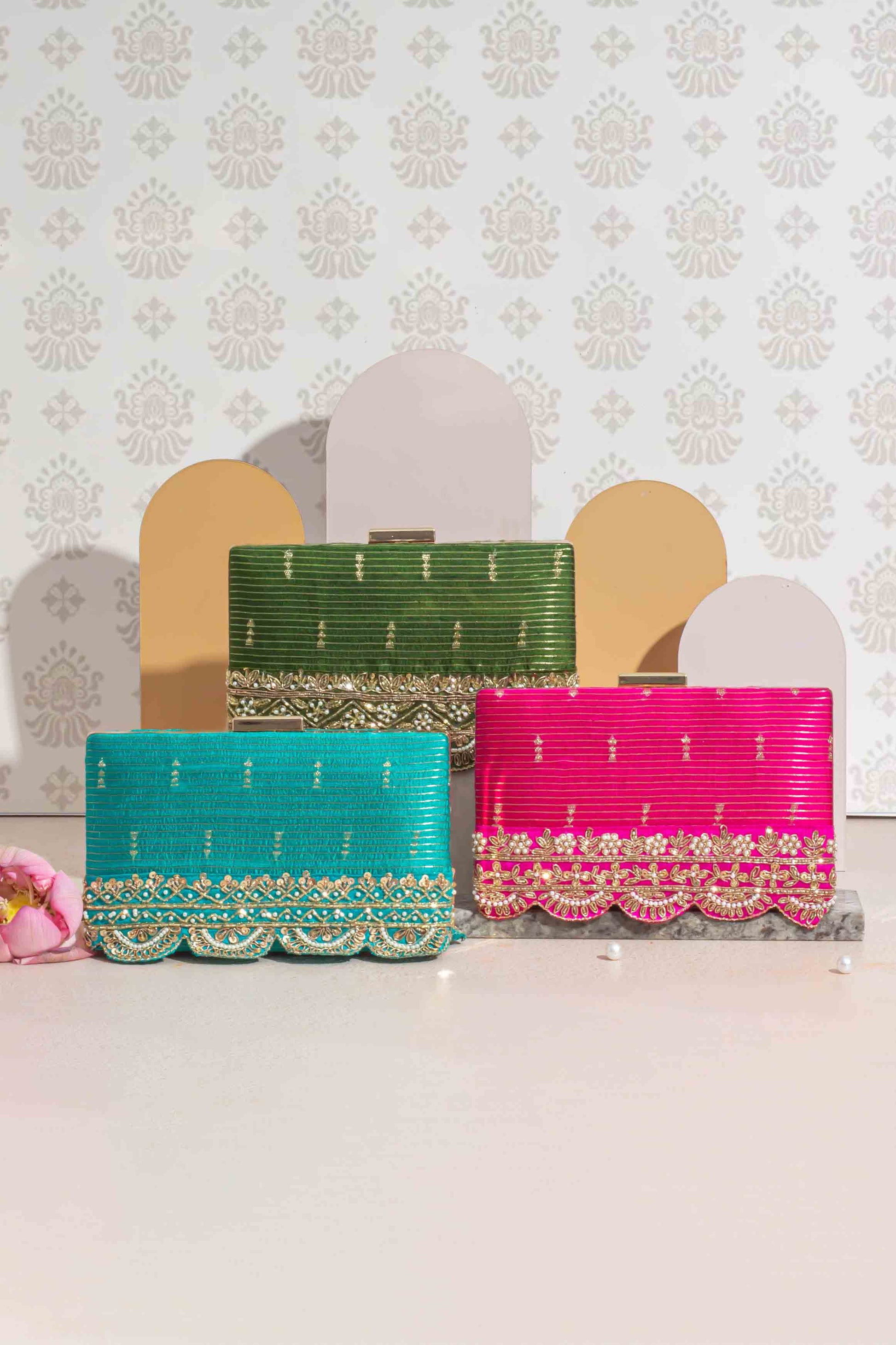 AMYRA - Tari Silk Box Clutch - Turquoise