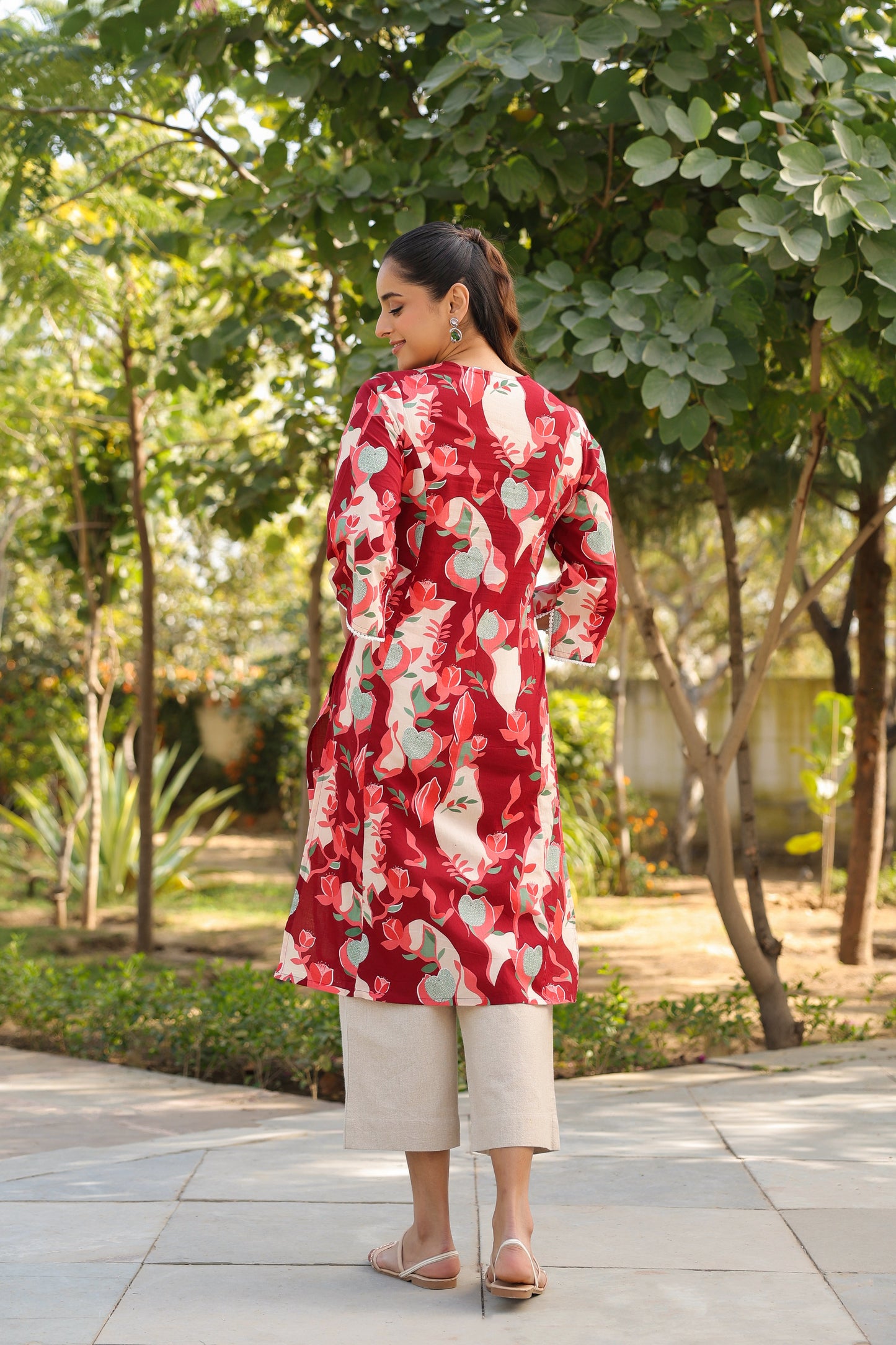 Traditional floral printed kurta in pure cotton fabric