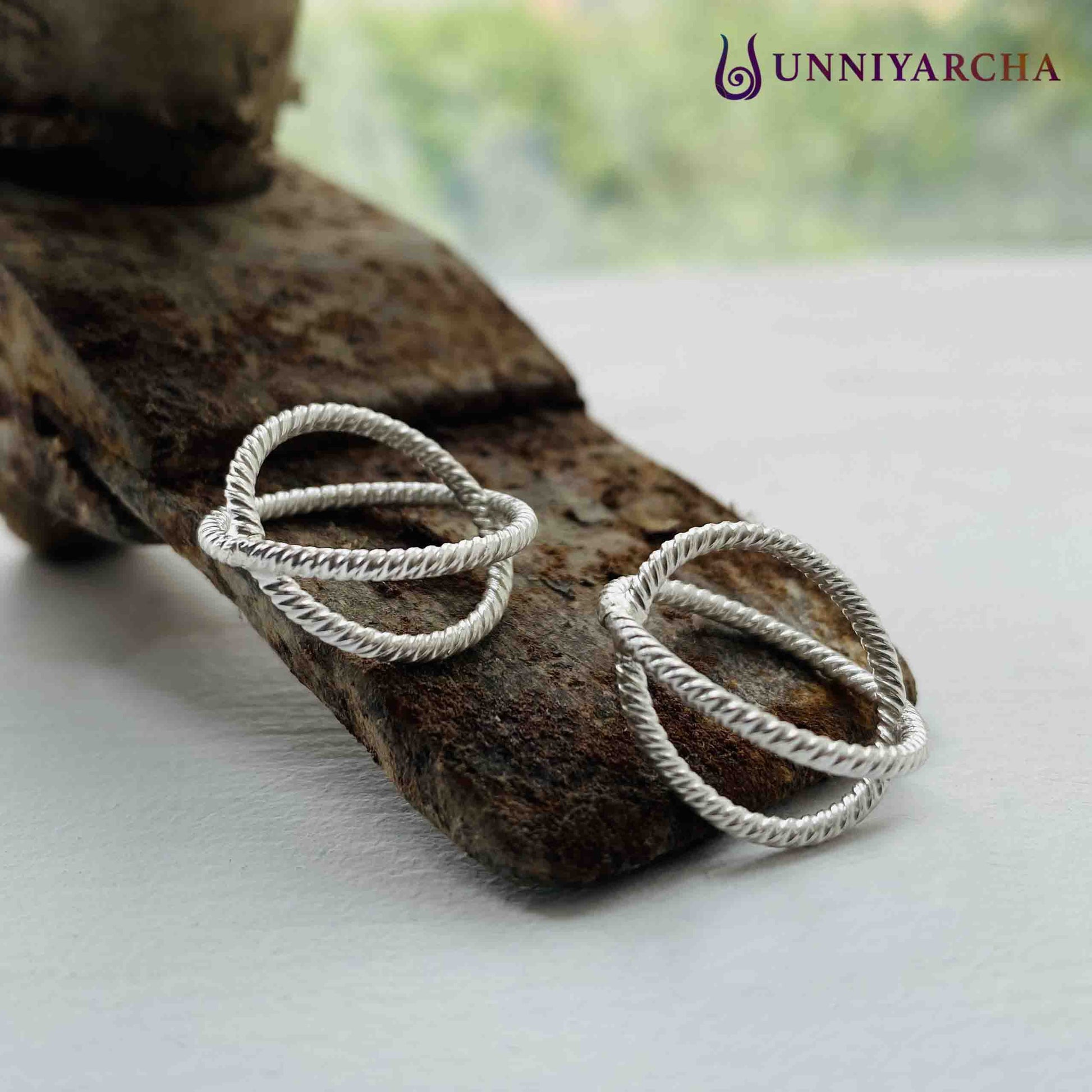 925 Sterling Silver Twisted Wire Toe Ring (Pair)