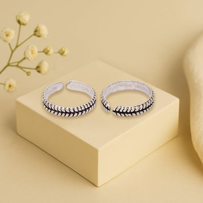 92.5 Sterling Silver Oxidized Minimal Toe Rings