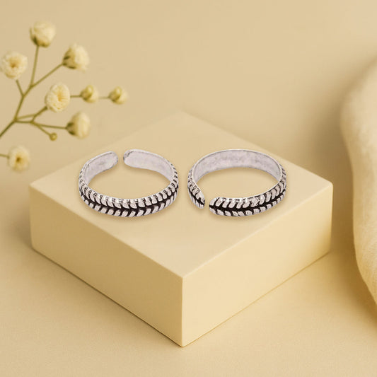 92.5 Sterling Silver Oxidized Minimal Toe Rings