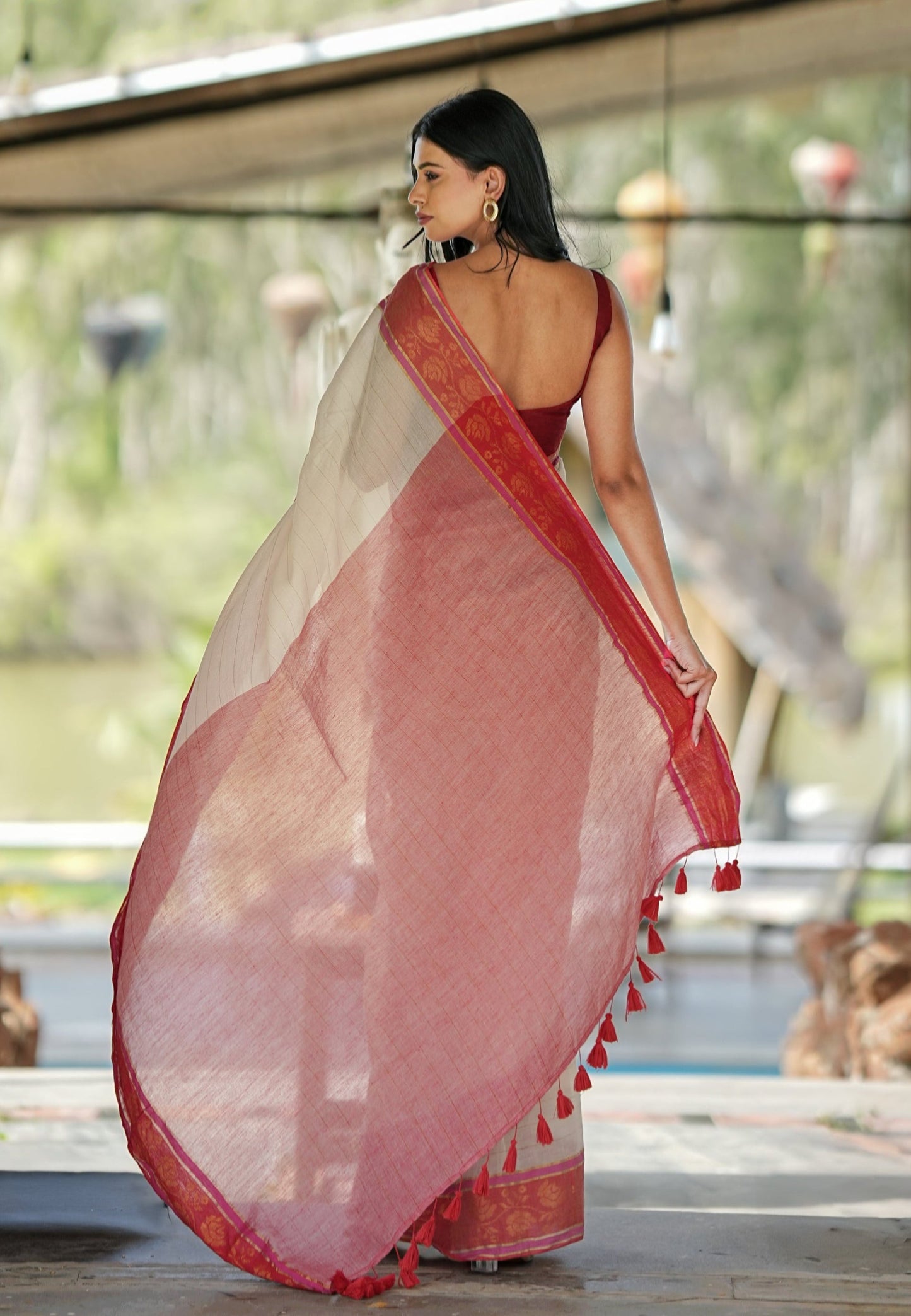 Mul Cotton Saree Zari Weave - Ivory Radiance