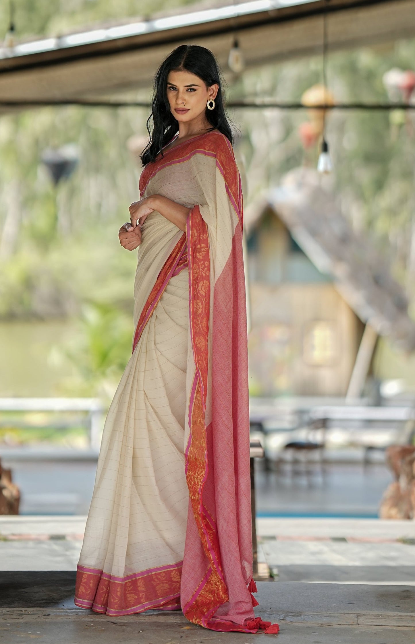 Mul Cotton Saree Zari Weave - Ivory Radiance